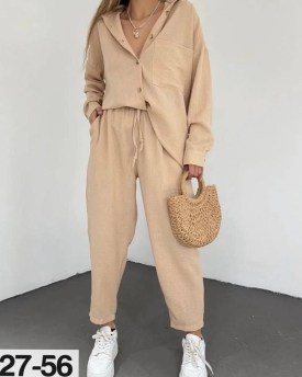 Костюм