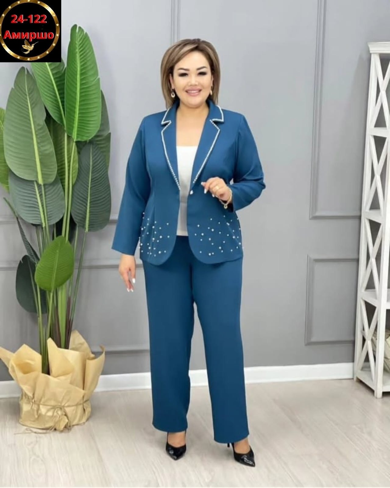женские брючные костюмы больших размеров,брючные костюмы на озоне для женщин,костюм классика,женский брючный костюм,женские костюмы