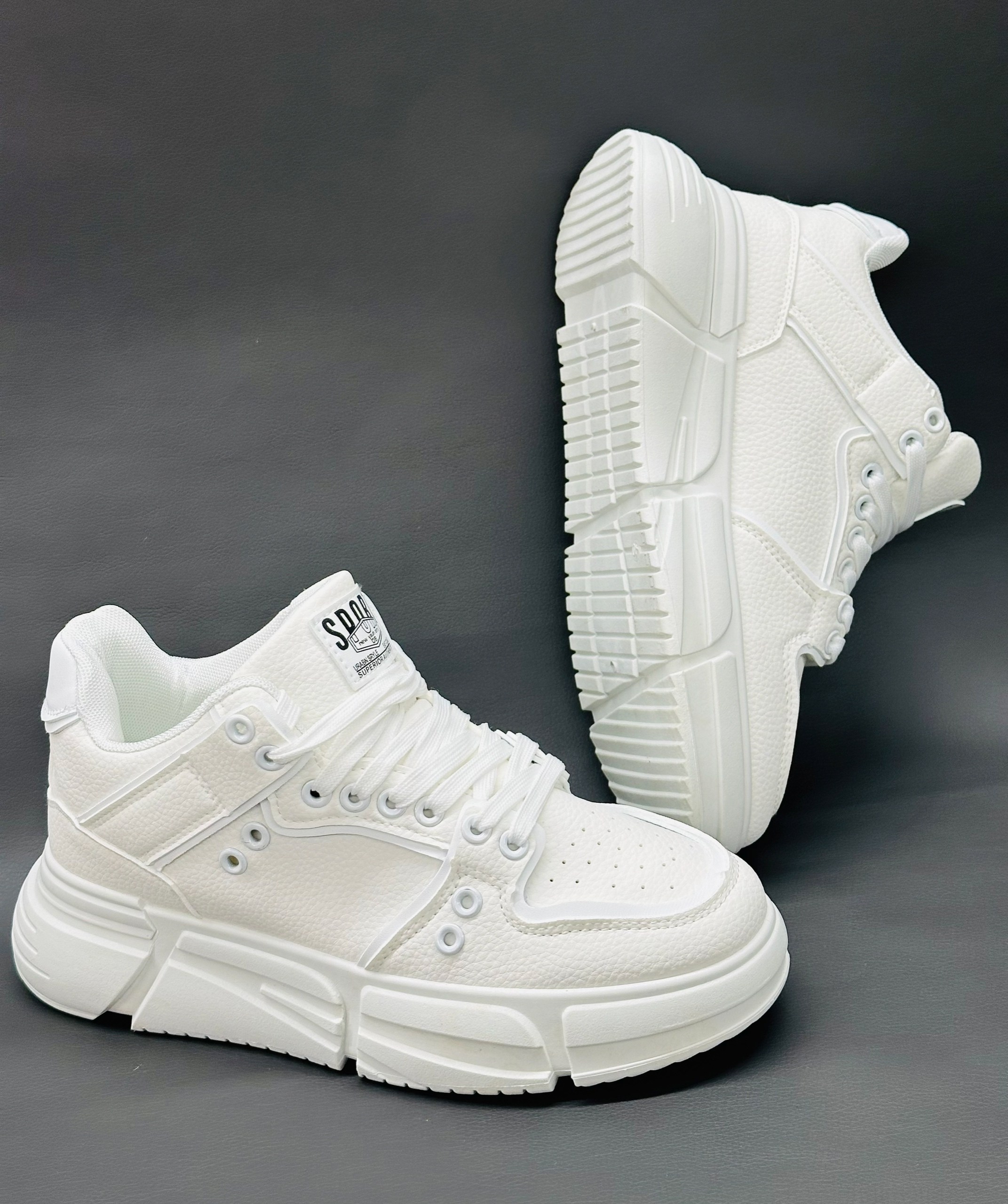 ,кроссовки женскиe,белые кроссовки,кроссовки женские белые,модные кроссовки