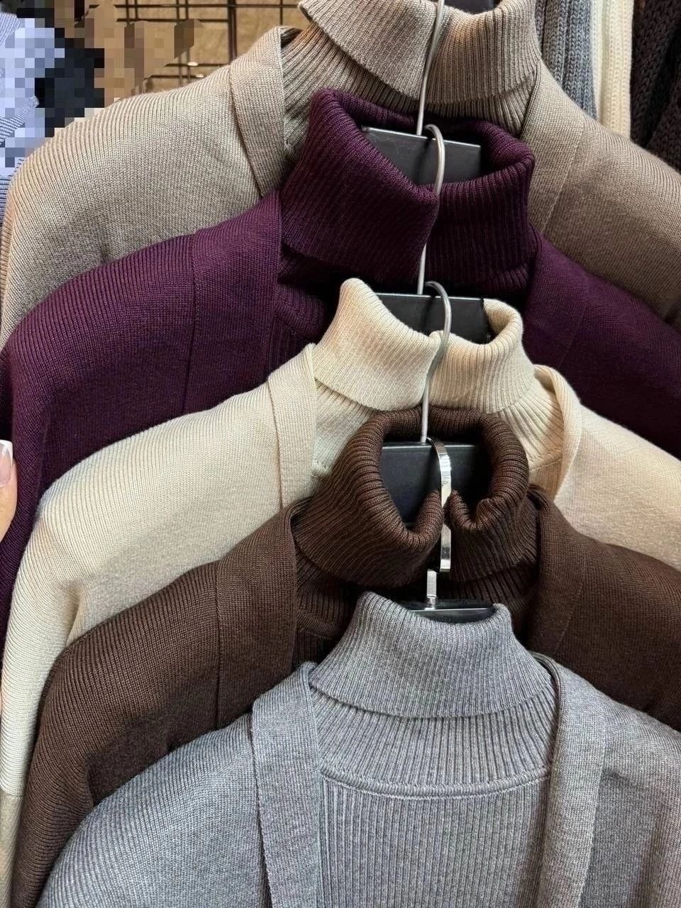 свитер с высоким воротником,свитер с высоким воротом,свитер с воротником,мужские вязаные свитера,трикотажный свитер