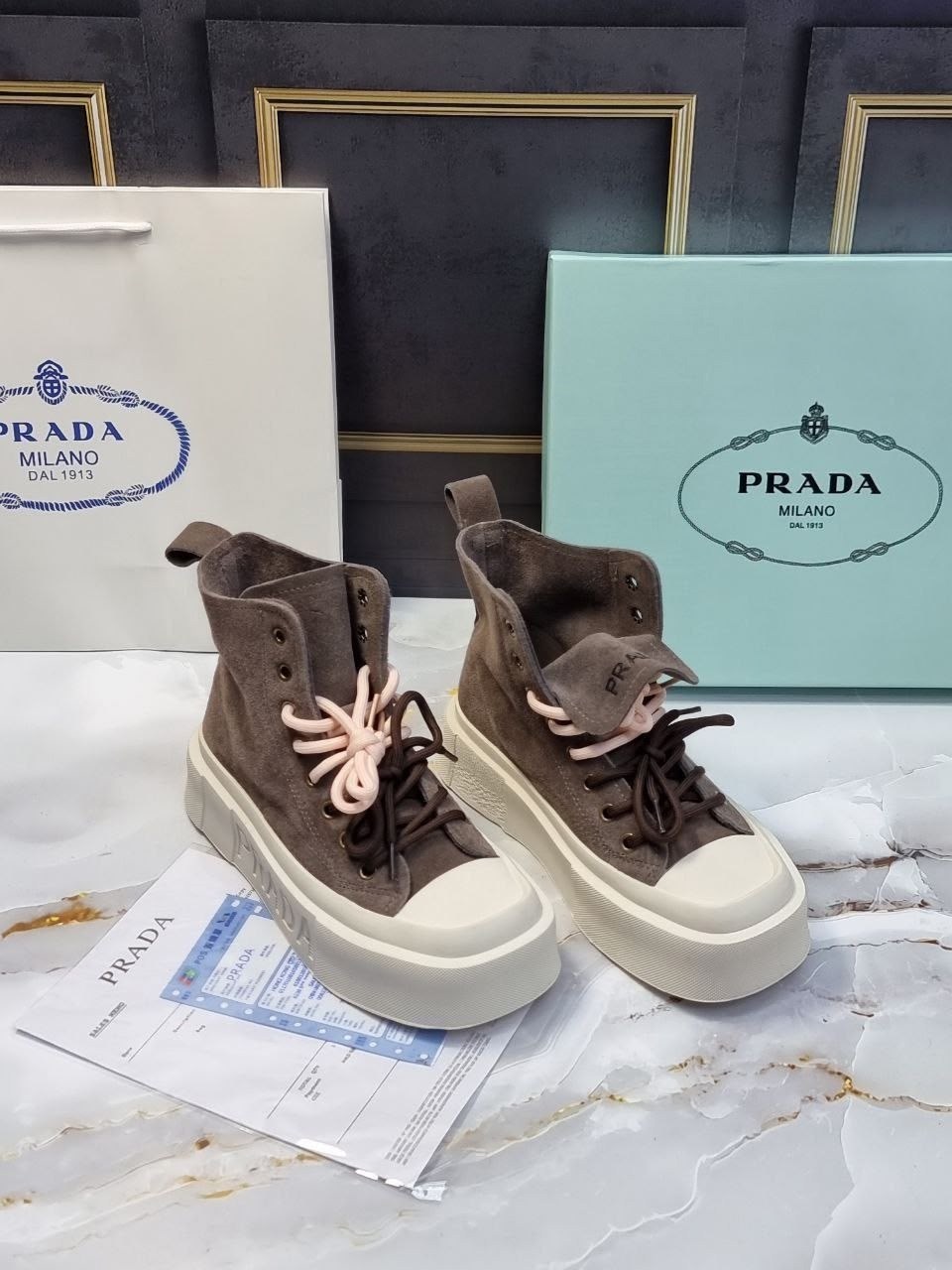 ,кеды prada,стильная ,модная ,кроссовки женскиe