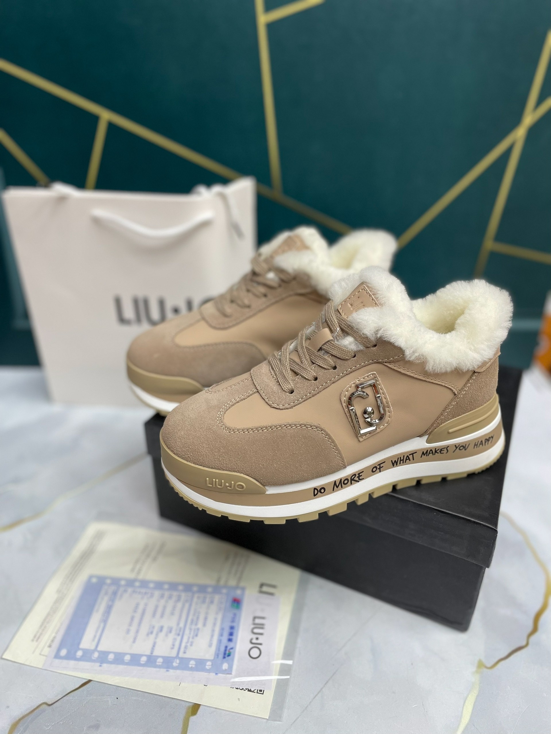 ,liu jo кроссовки,женские кроссовки,кроссовки женские liu jo,женские зимние кроссовки