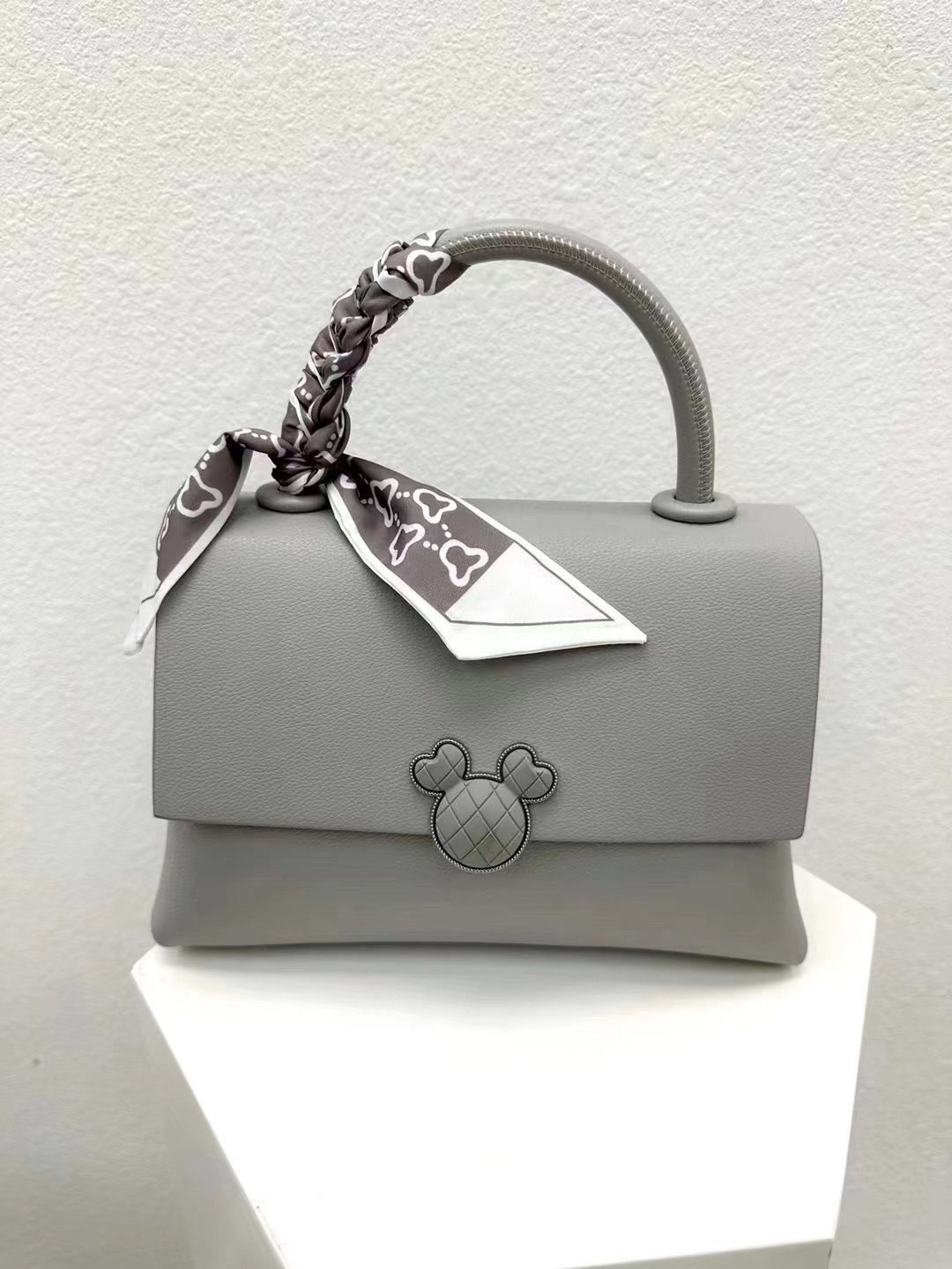 сумка серая,женский сумка,сумка,сумочка модная,модная сумка