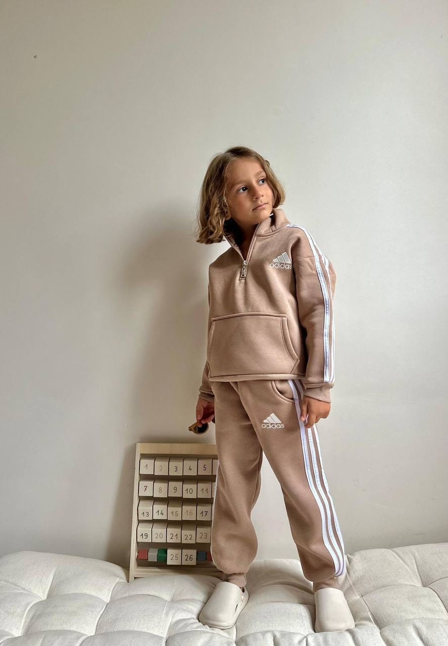 костюмы спортивные,детский костюм,модные костюмы,спортивные костюмы для девочек,костюм бежевый