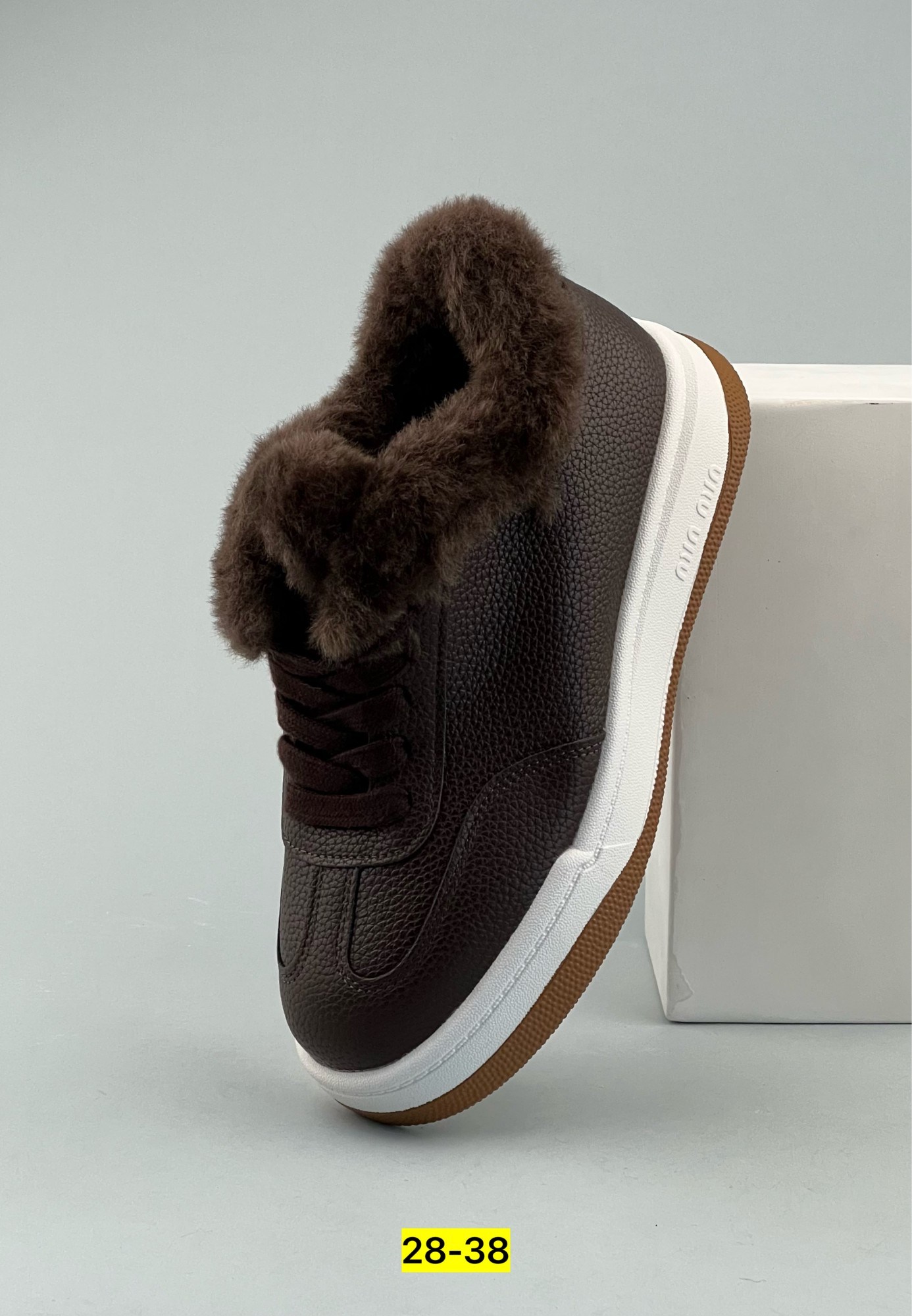 ,loro piana кроссовки,кеды loro piana,зимний кеды,кроссовки женскиe