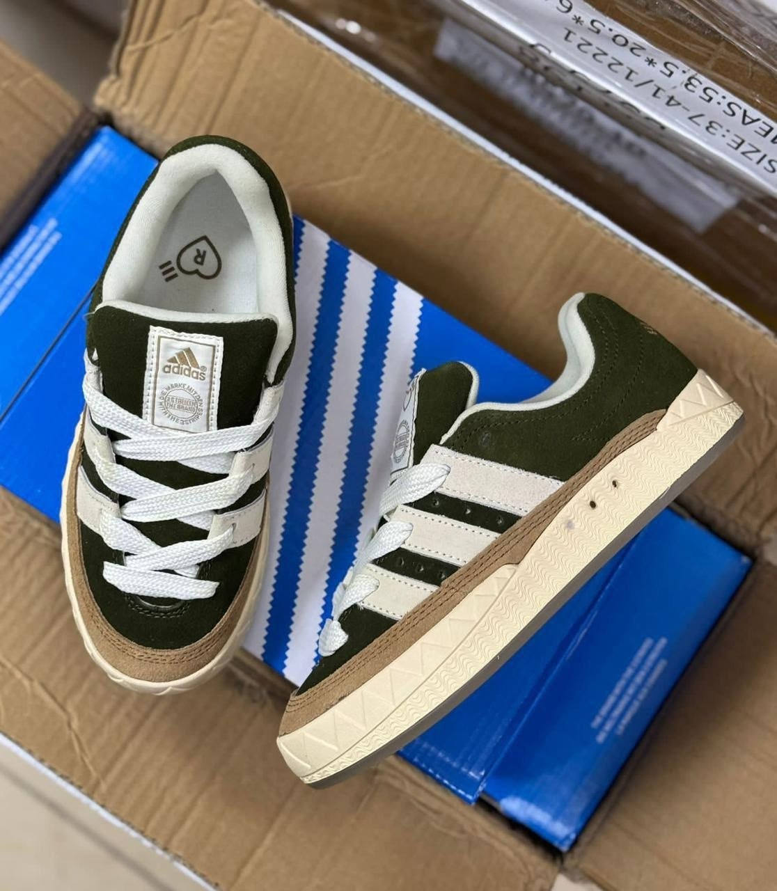 кроссовки adidas neighborhood x adimatic,neighborhood x adidas originals adimatic,кроссовки adidas,кроссовки adidas adimatic,кроссовки адидас адиматик