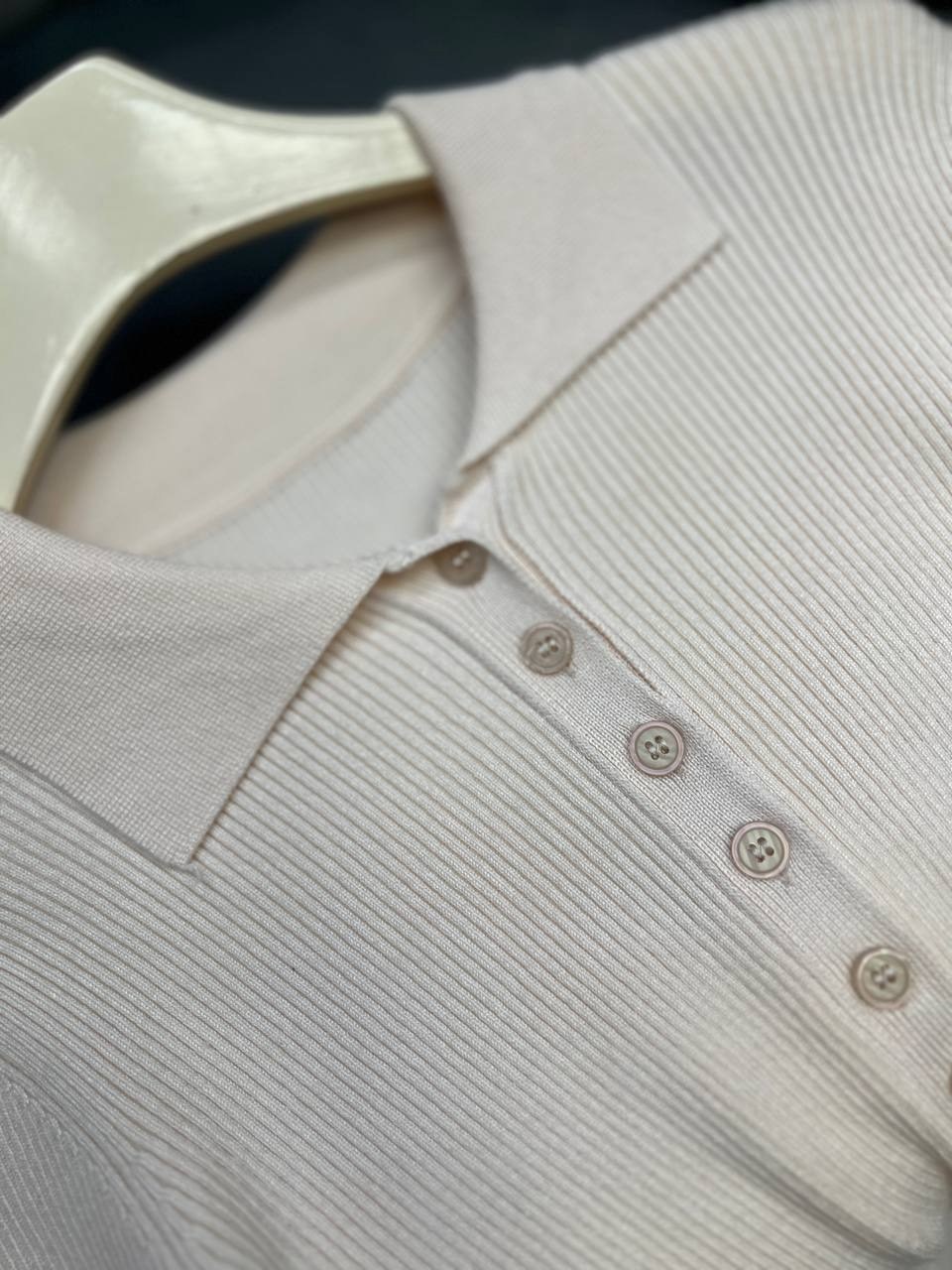 кофта женская,бежевый джемпер,женский джемпер,кофта с воротником,трикотажная кофта