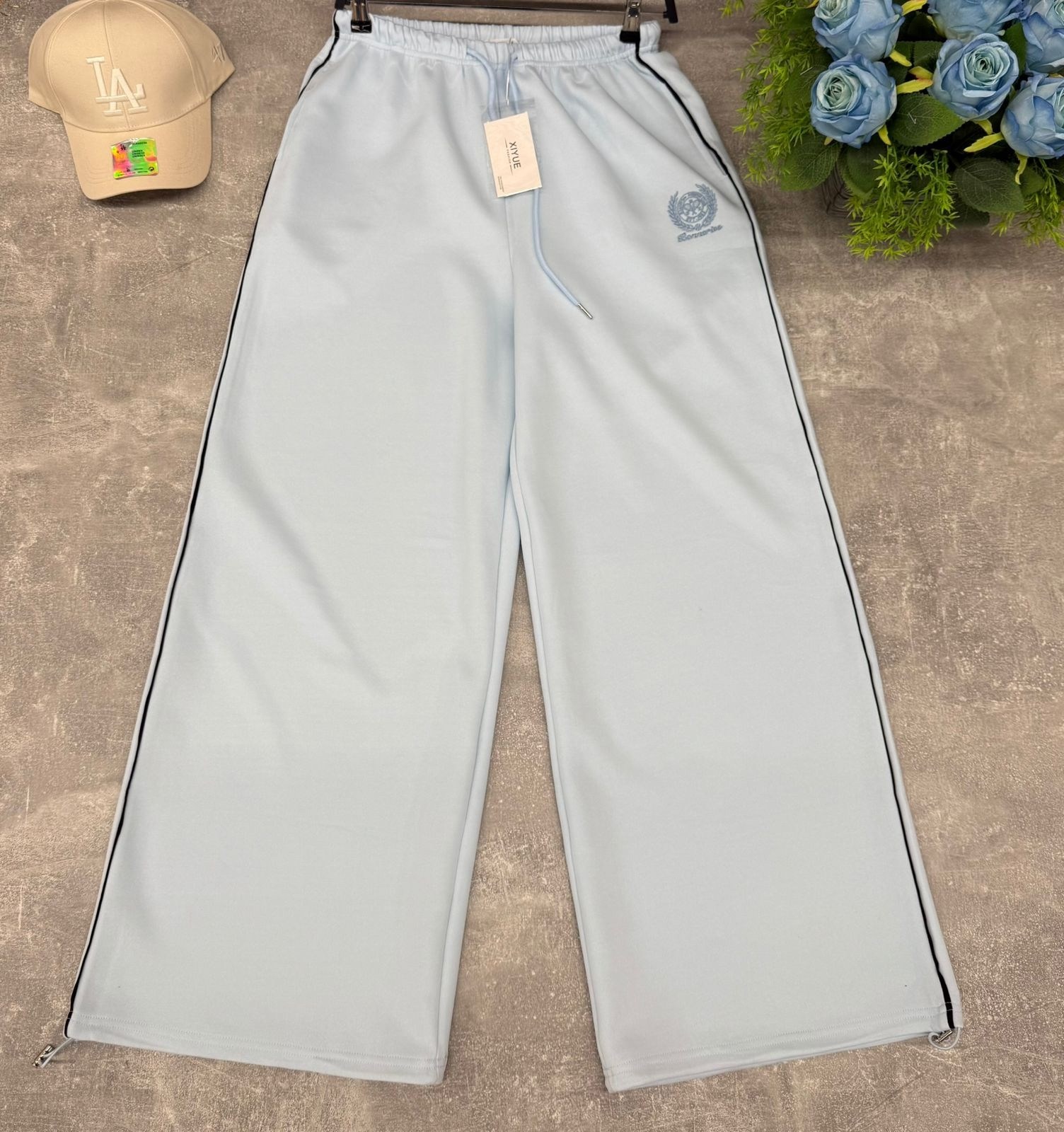 спортивные штаны,спортивные женские штаны,штаны женские модные,брюки спортивные,спортивные штаны оверсайз