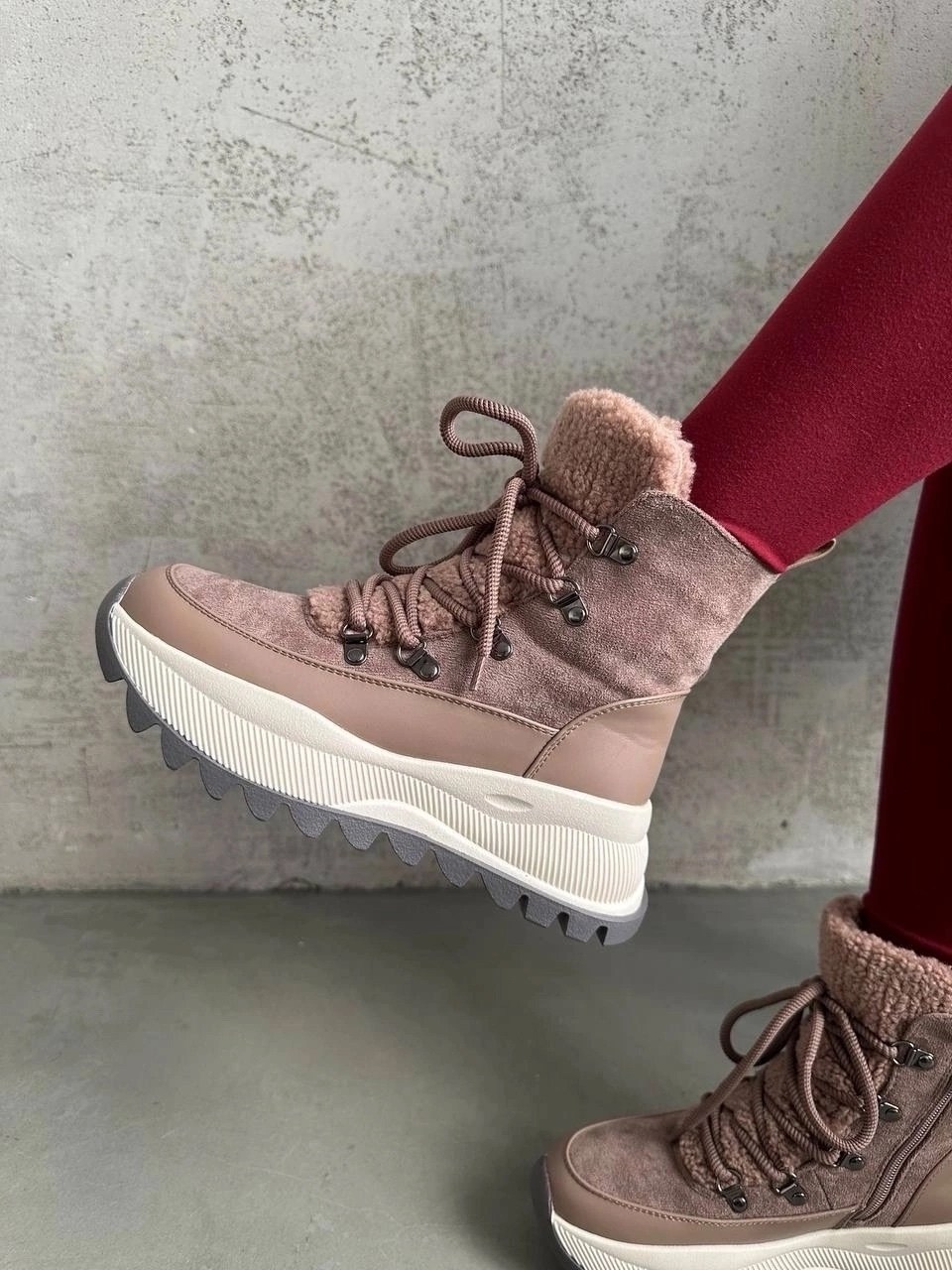 кроссовки женские зимние,ботинка женские зимние,зимняя  женская,,зимние ботинки