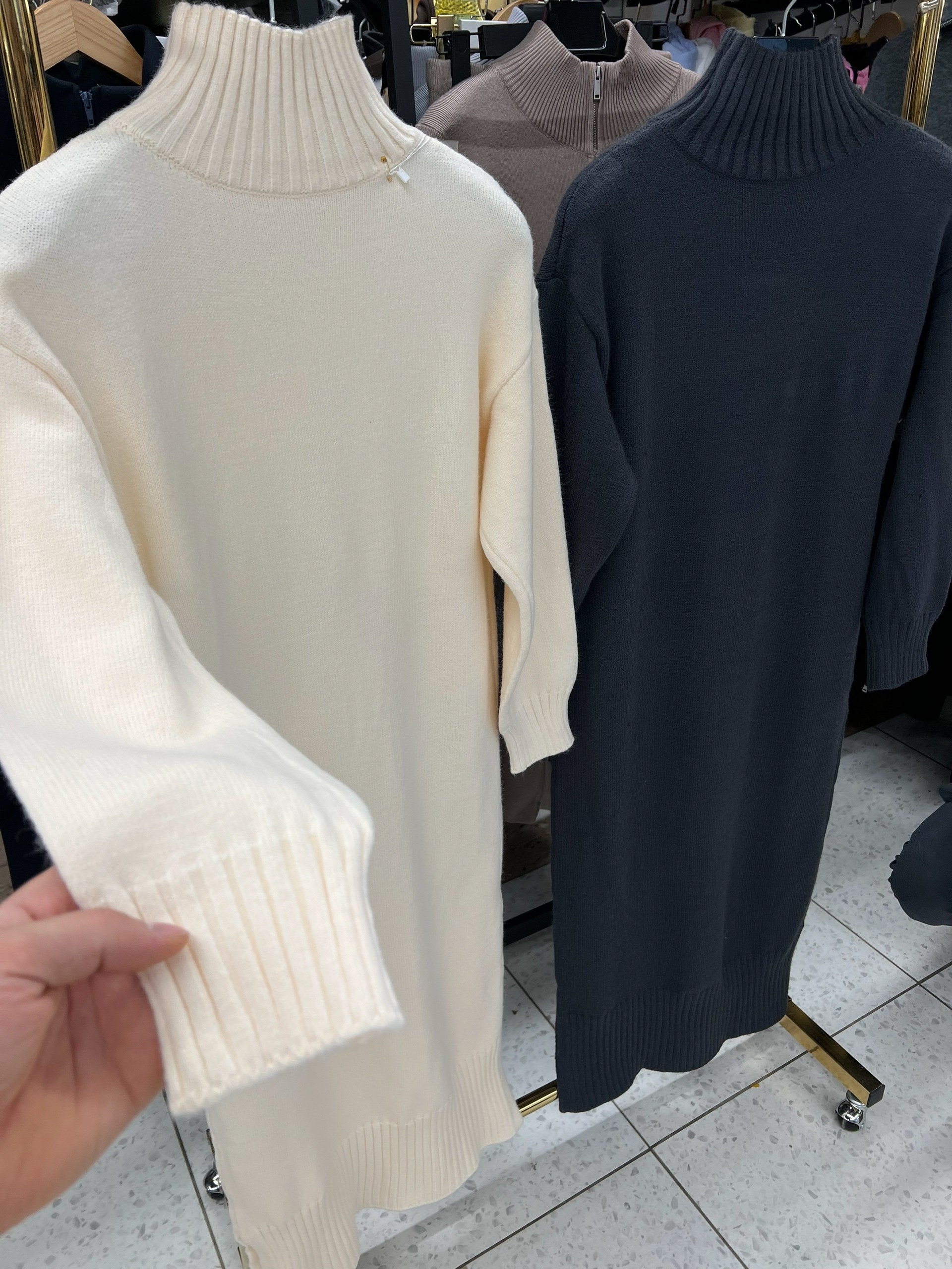 вязаное платье с высоким воротом,платье свитер,платье свитер трикотажное,кашемировое платье с длинными рукавами,вязаное платье свитер