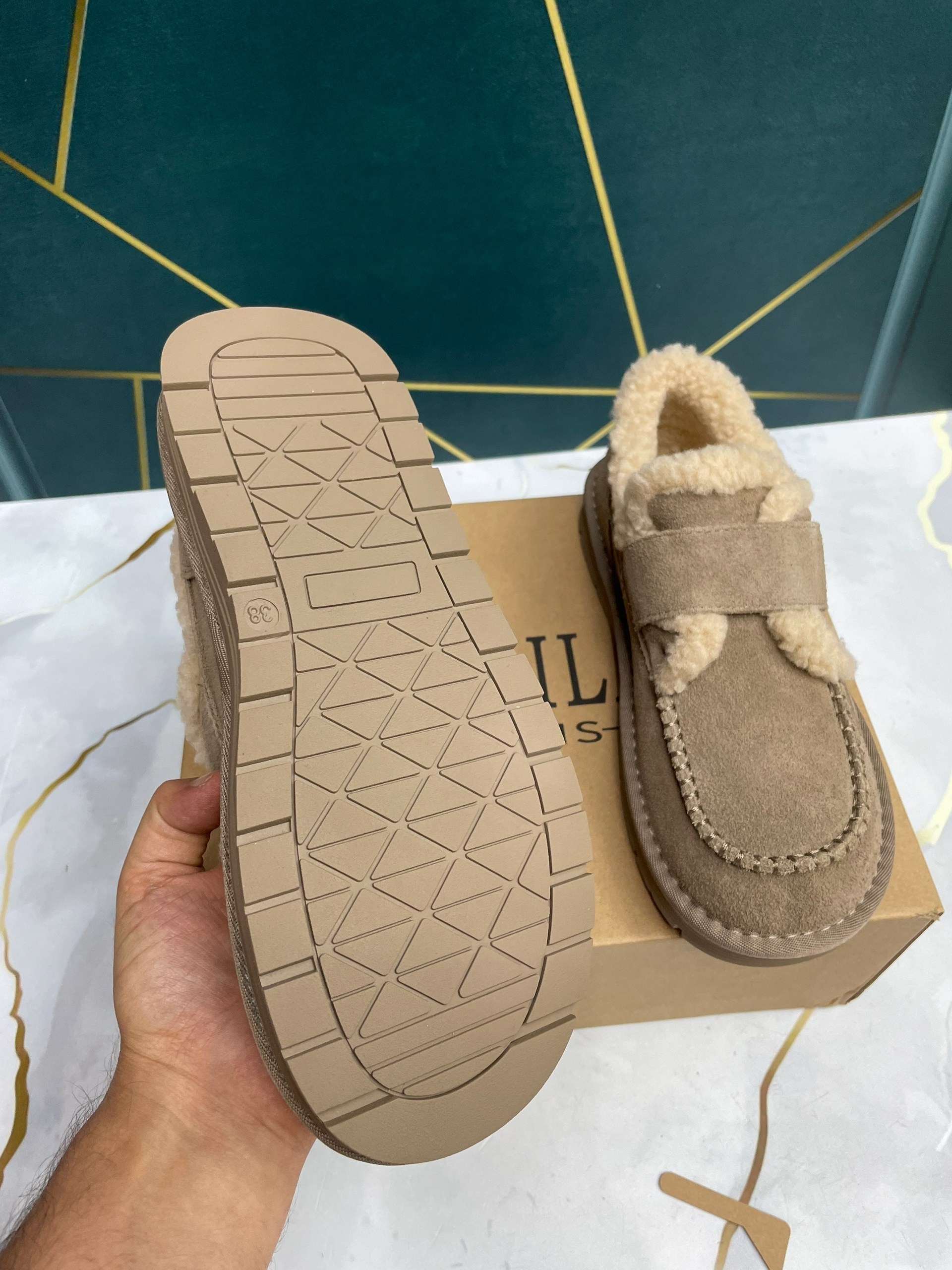 , теплая,зимняя  женская, женская,угги женские