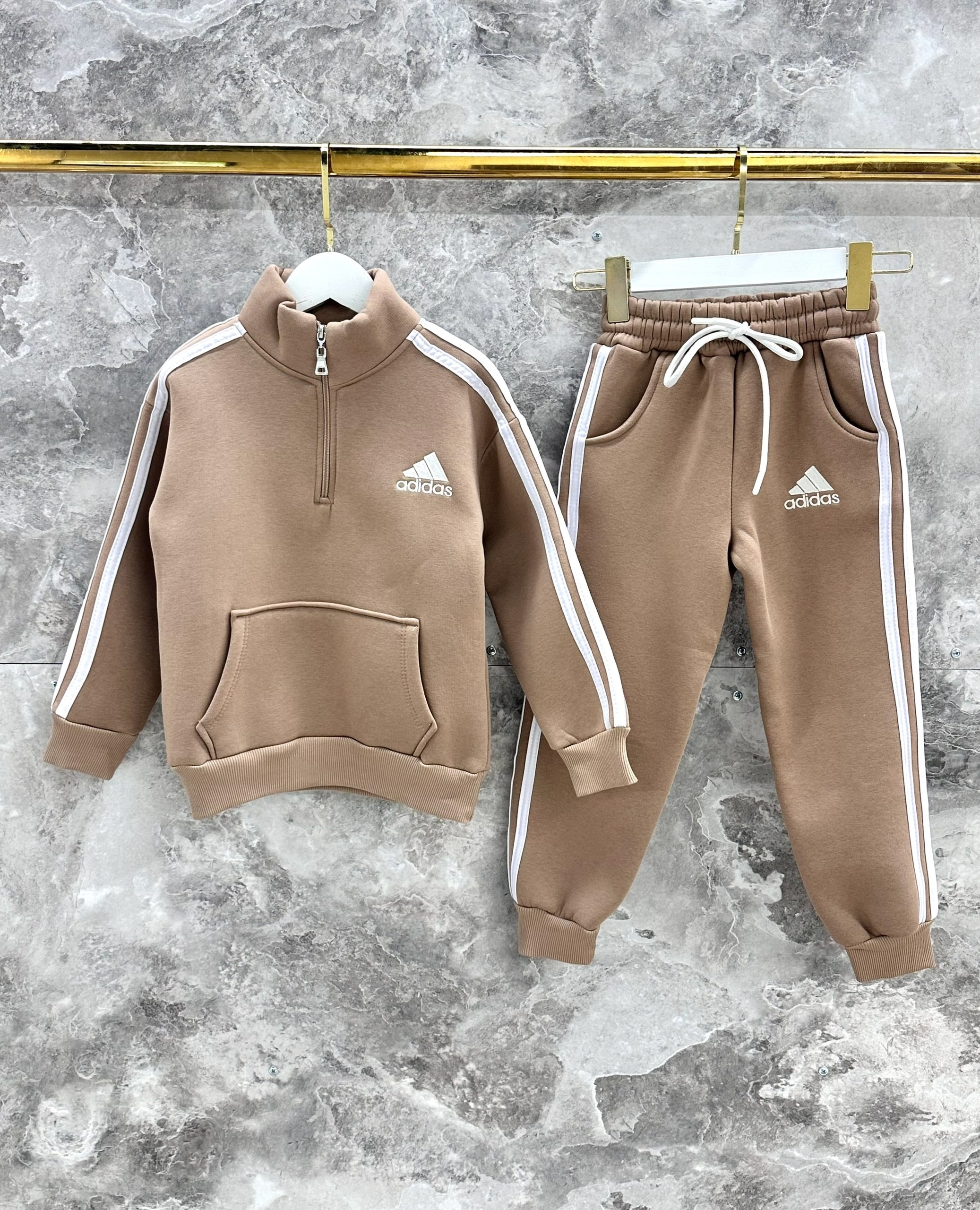 костюмы спортивные,детский костюм,модные костюмы,спортивные костюмы для девочек,костюм бежевый