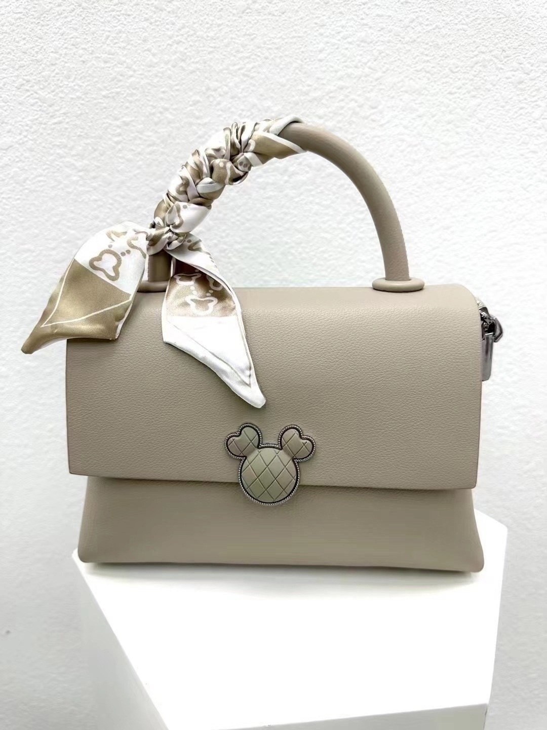 сумка серая,женский сумка,сумка,сумочка модная,модная сумка