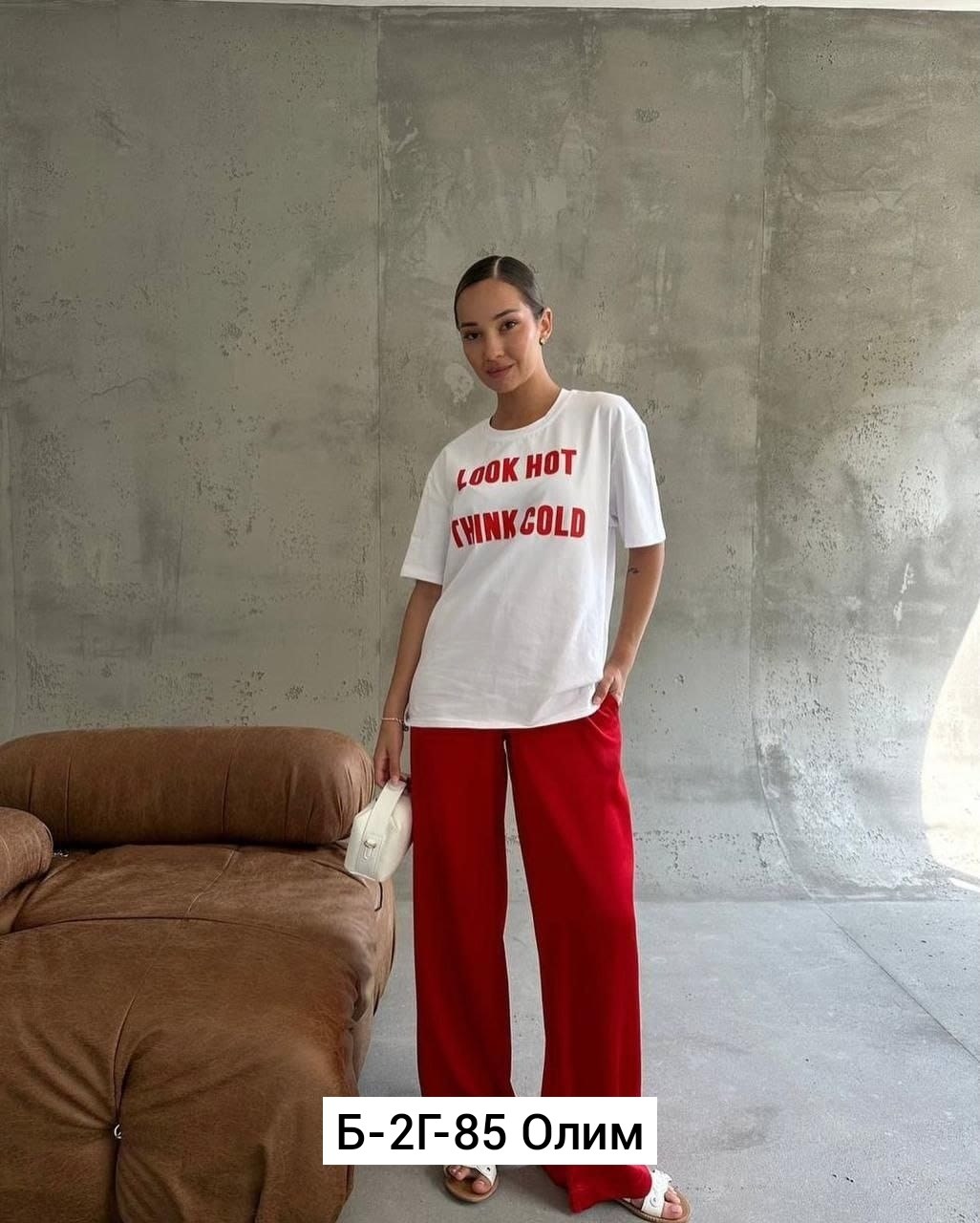 женская базовая футболка оверсайз,белая футболка оверсайз,женская футболка оверсайз,футболка оверсайз в американском стиле,футболка оверсайз