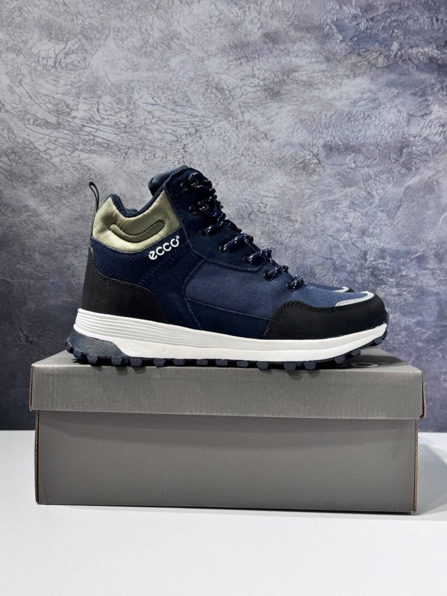 зимние мужские кроссовки,,кроссовки мужские ecco,ботинки мужские зимние ecco,зимние кроссовки