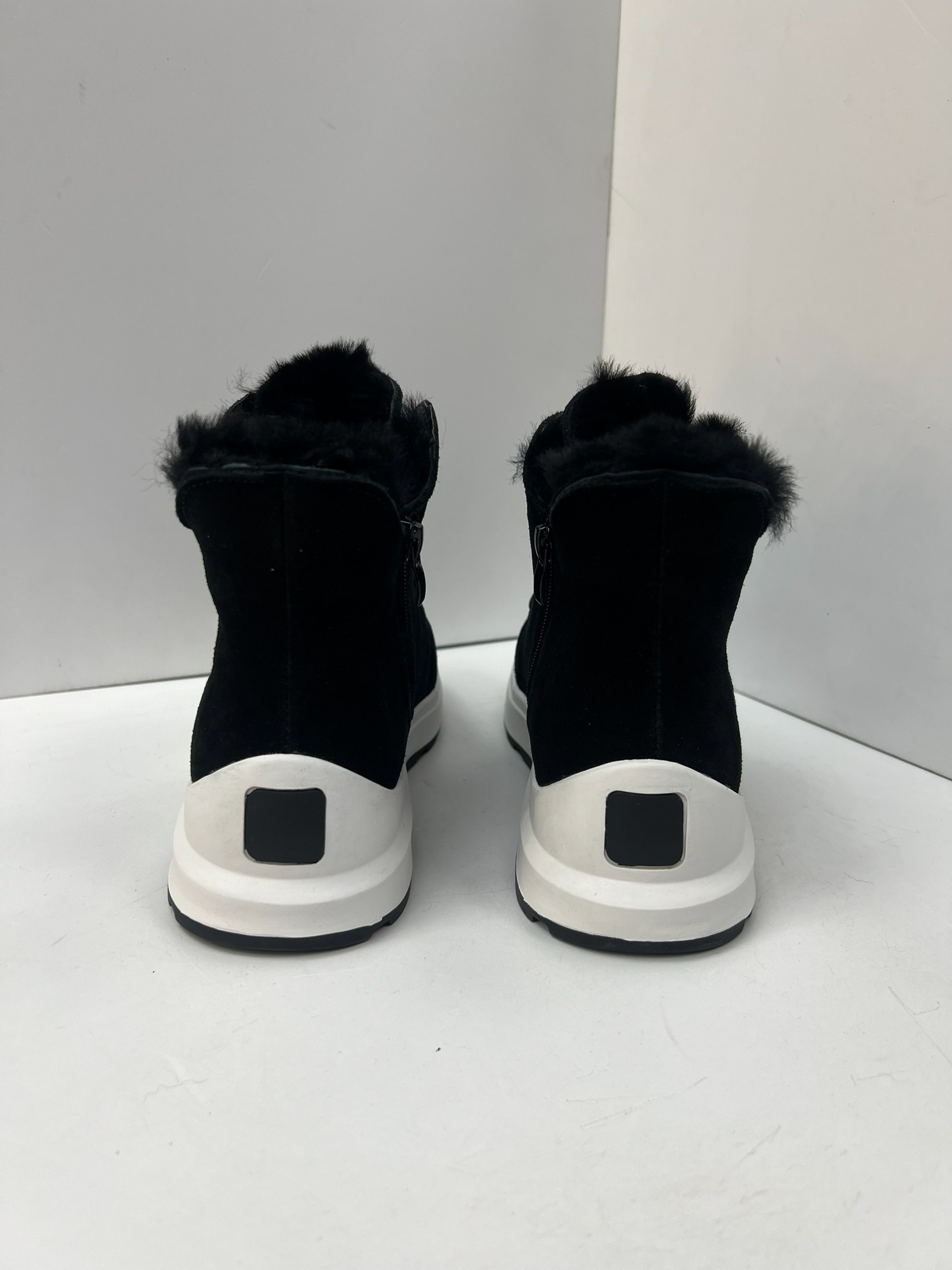 ,ботинки женские,зимняя  женская,ботинка женские зимние,обуви