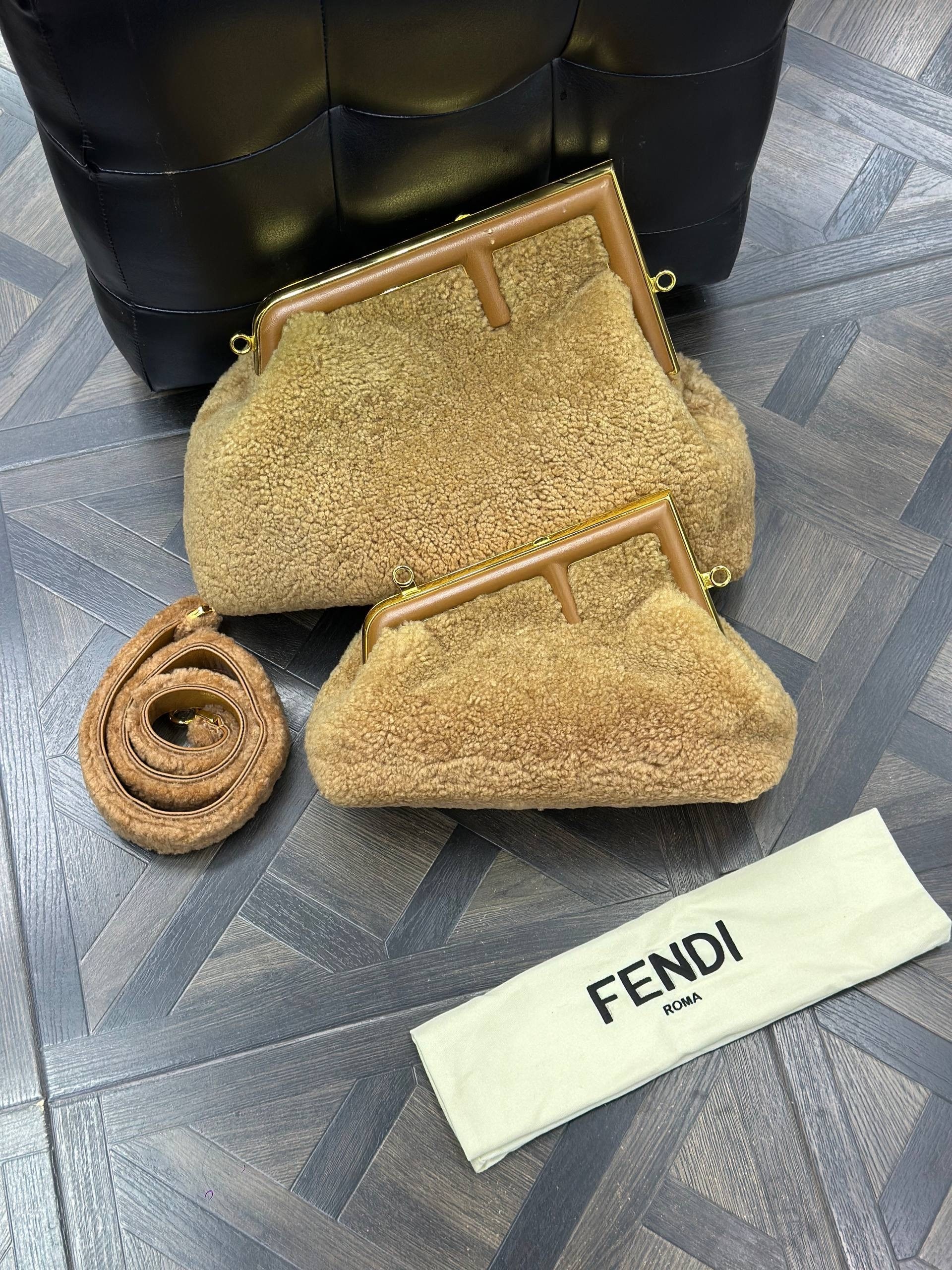 сумка женская fendi,cумка fendi,меховая сумка,fendi сумка fendi,клатч