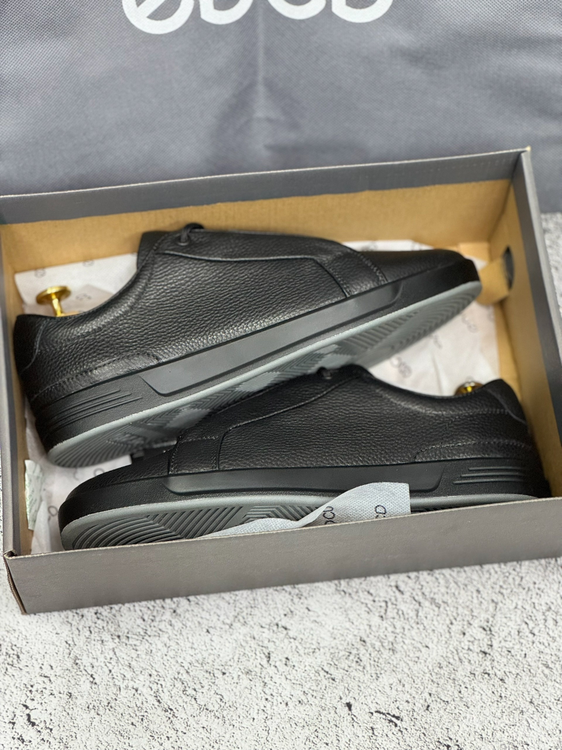 ,кожаные мужские кеды,кеды кожаные,кроссовки мужские ecco,кеды мужские