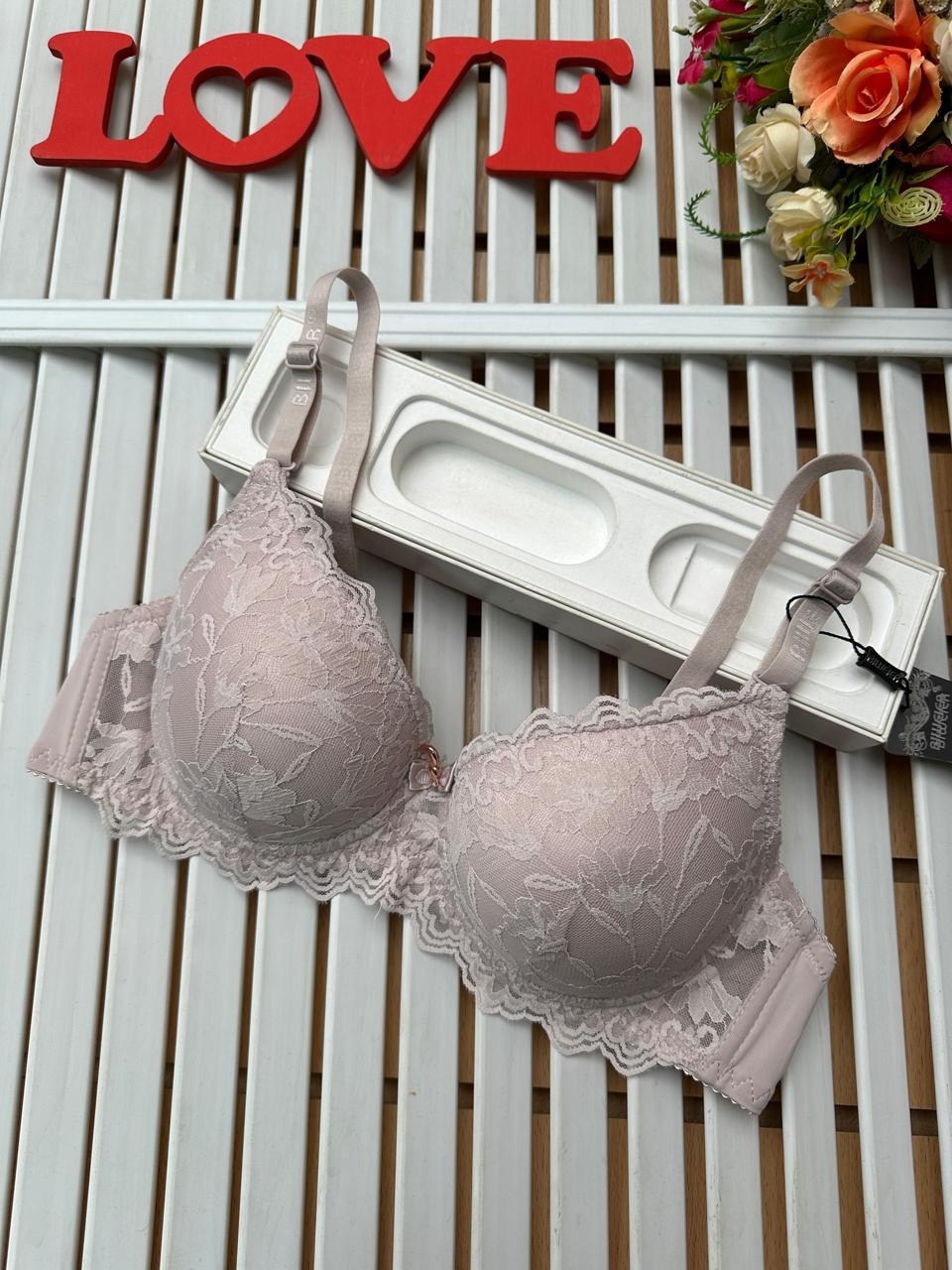 женский нижнее белье,бюстгальтер пуш ап,женский бюстгальтер,бюстгальтер женское нижнее белье,нижнее белье бюстгальтер