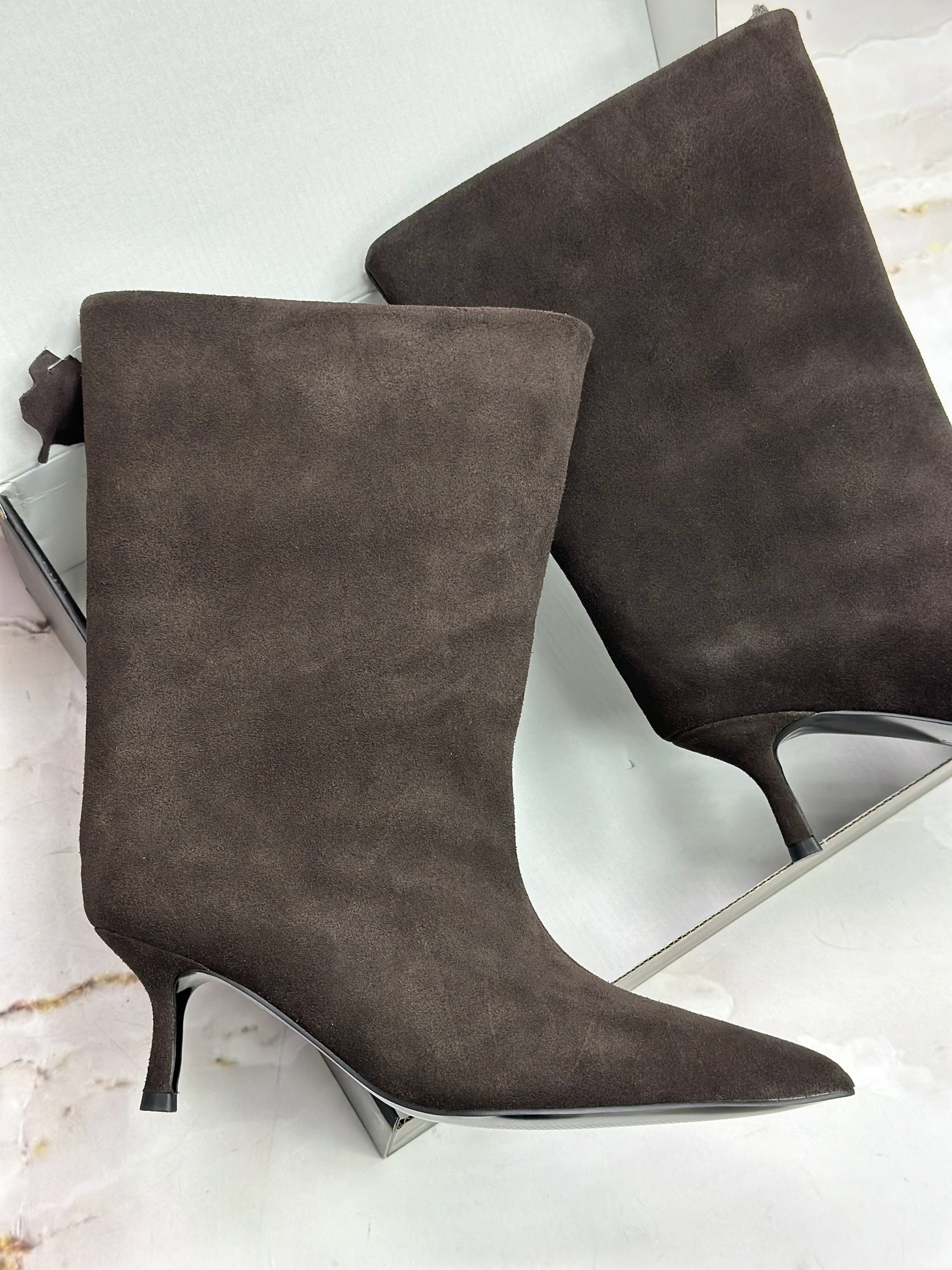 ,короткие сапоги,женские ботильоны,замшевые ботильоны, женская