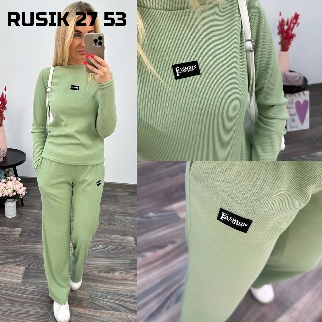 cпортивный костюм женский на флисе,женский костюм на флисе,костюмы женские,женский трикотажный костюм,костюм двойка на флисе