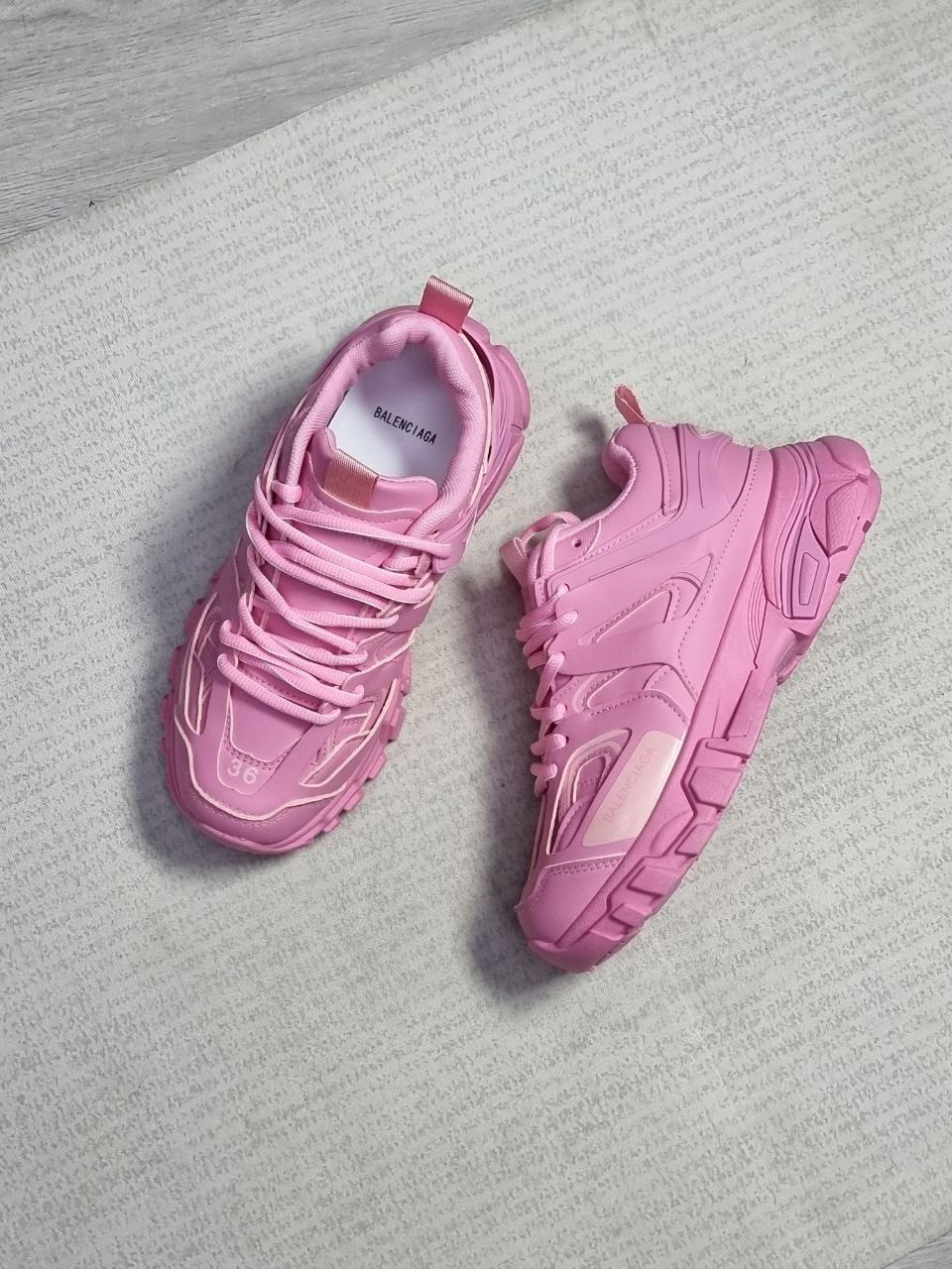 кроссовки женские balenciaga,баленсиага кроссовки трек розовые,женские кроссовки,розовые кроссовки,кроссовки баленсиага розовые