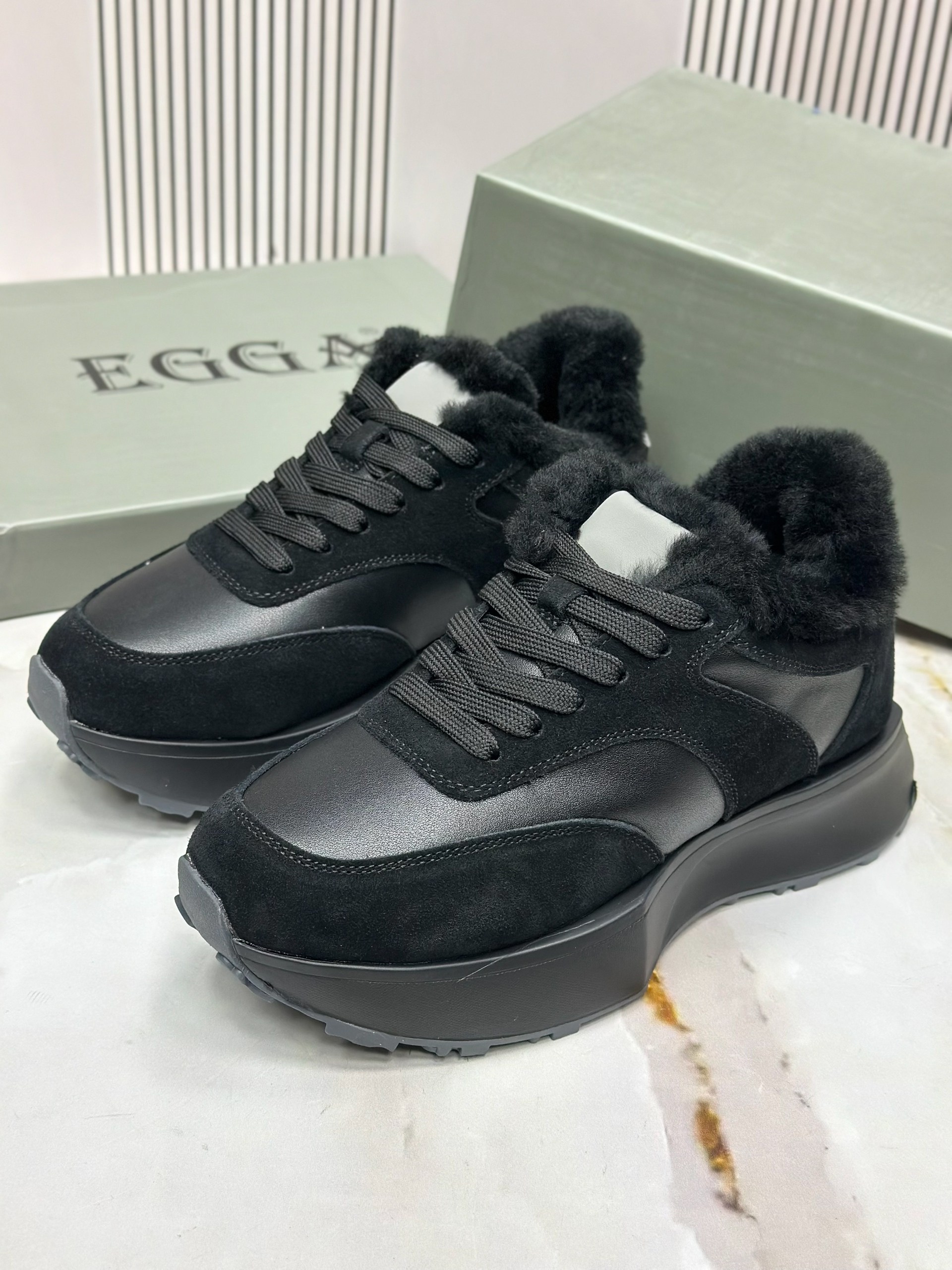 ,кроссовки женскиe,женские зимние кроссовки,зимние кроссовки,кроссовки для женщин