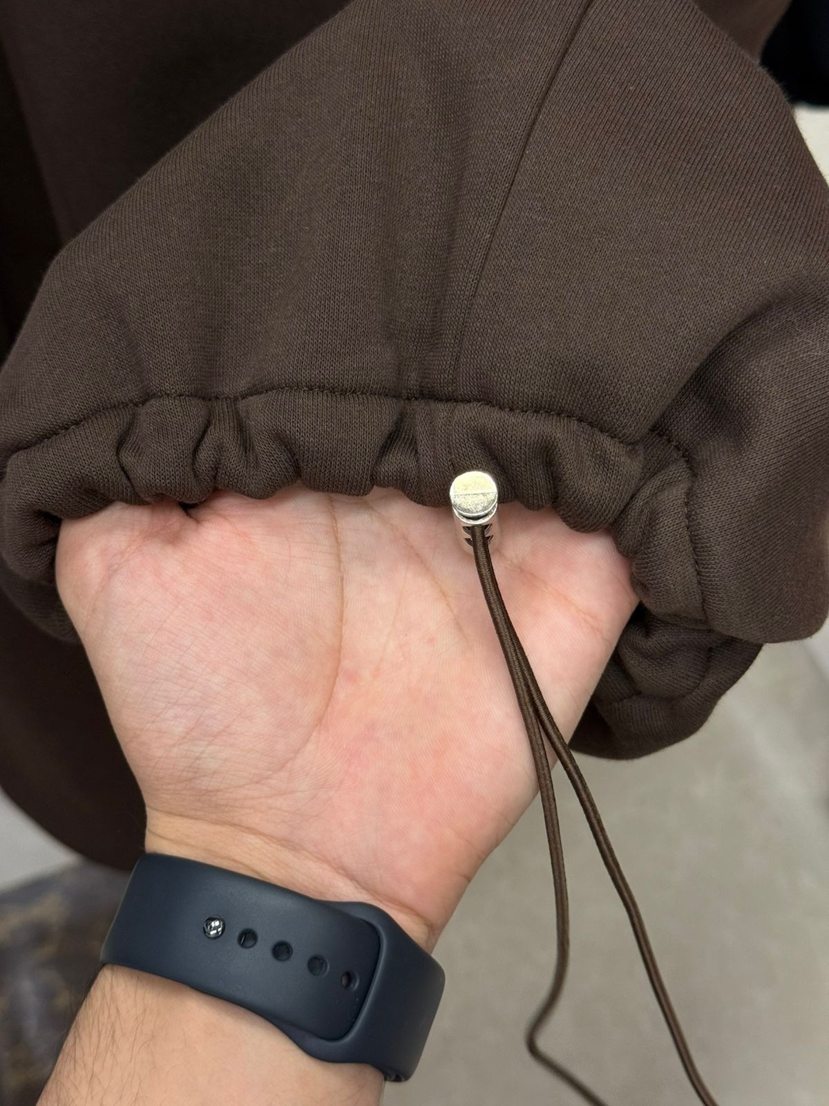 серые широкие спортивные штаны,широкие штаны,спортивные штаны,широкие спортивные штаны,спортивные брюки в корейском стиле