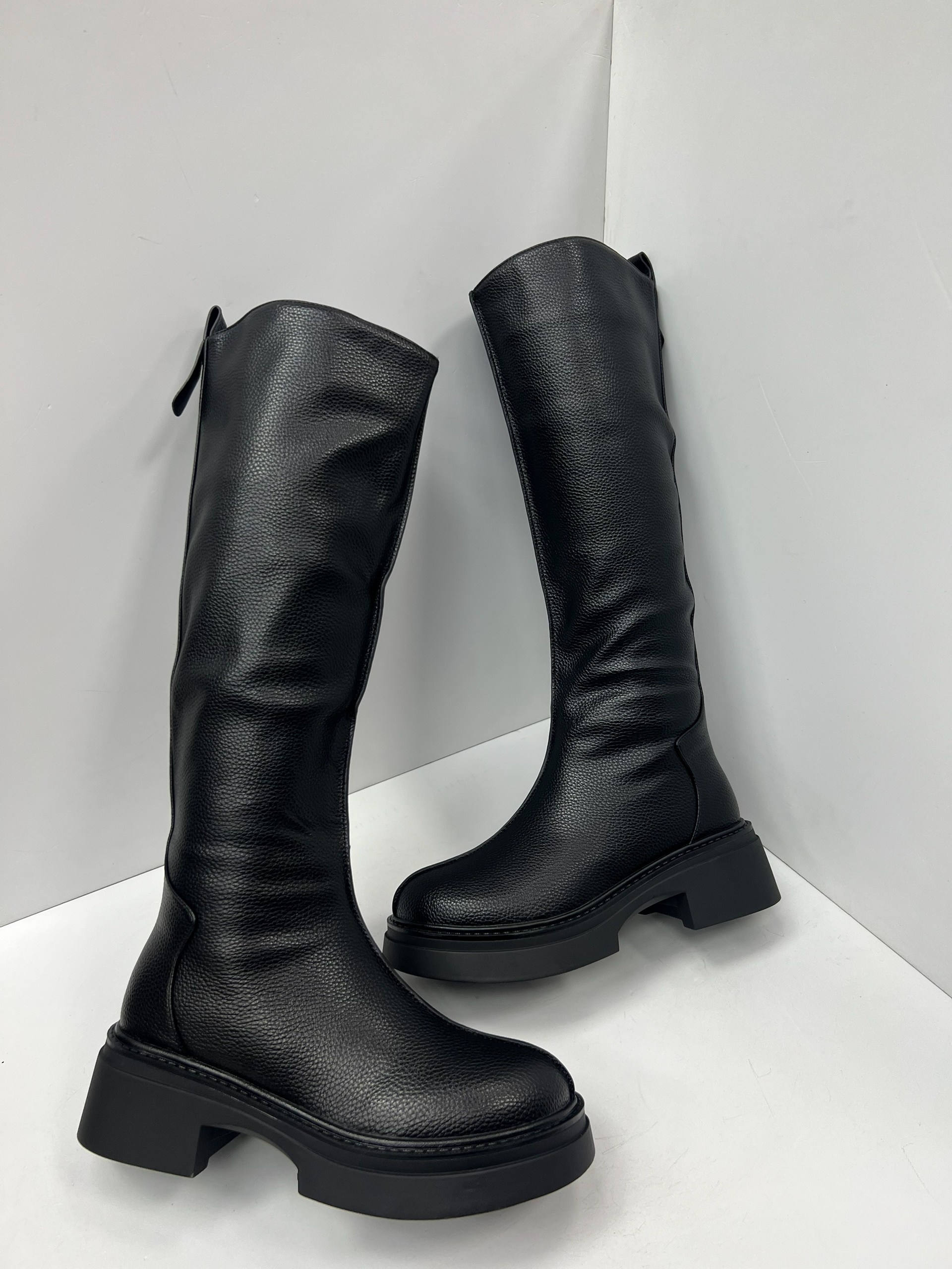 ,женские сапоги,женские зимние сапоги,сапоги зимние,черные сапоги