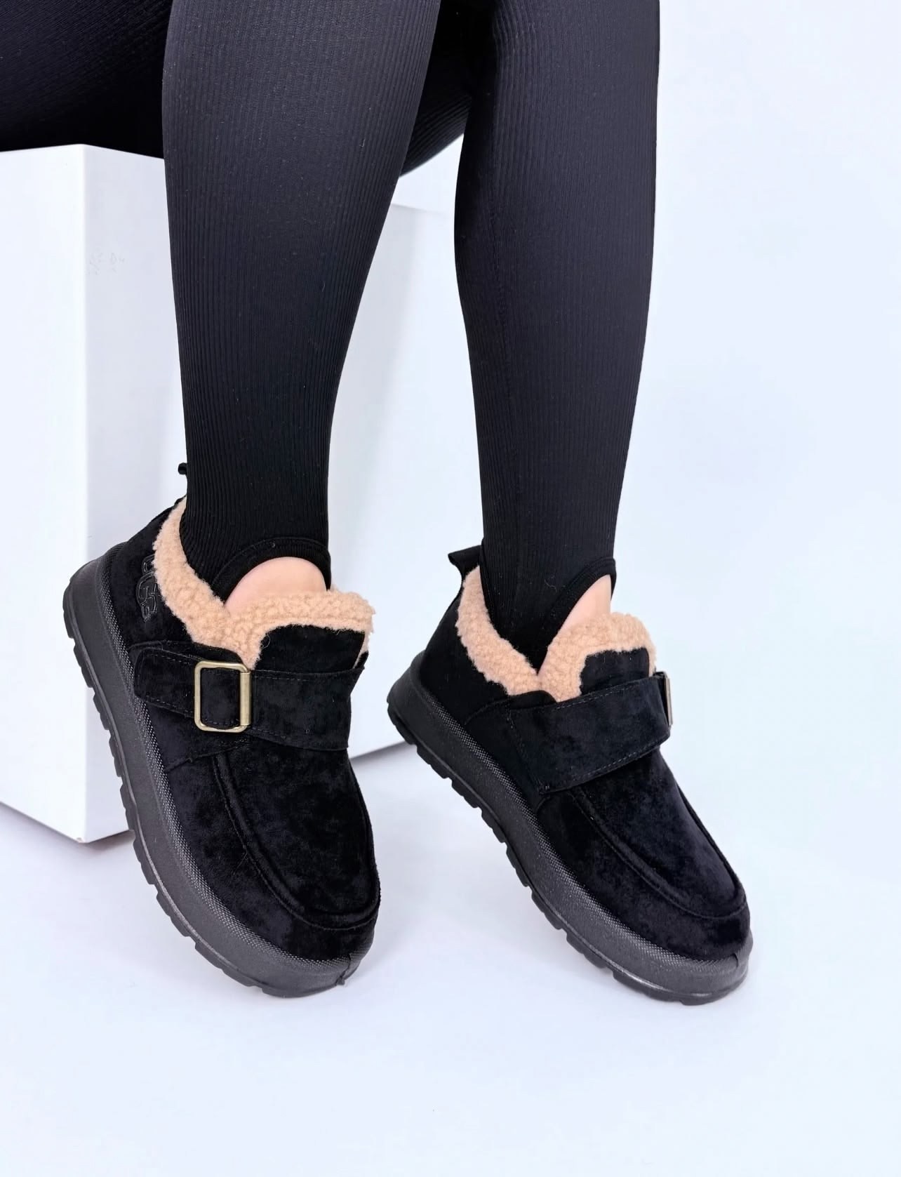 женские угги,,теплая ,меховая , повседневные