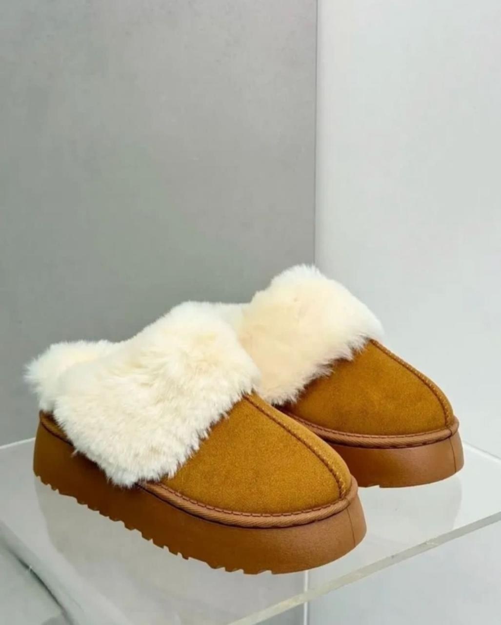 ,тапки с мехом,меховые тапочки,угги женские,женские меховые тапочки