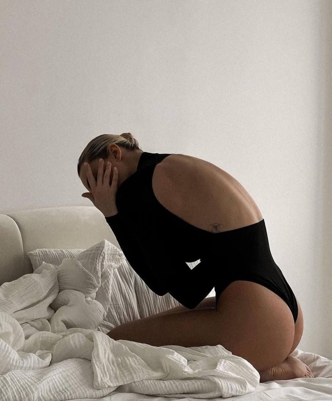 девушка,боди женская,модные позы,модели,позы модельные