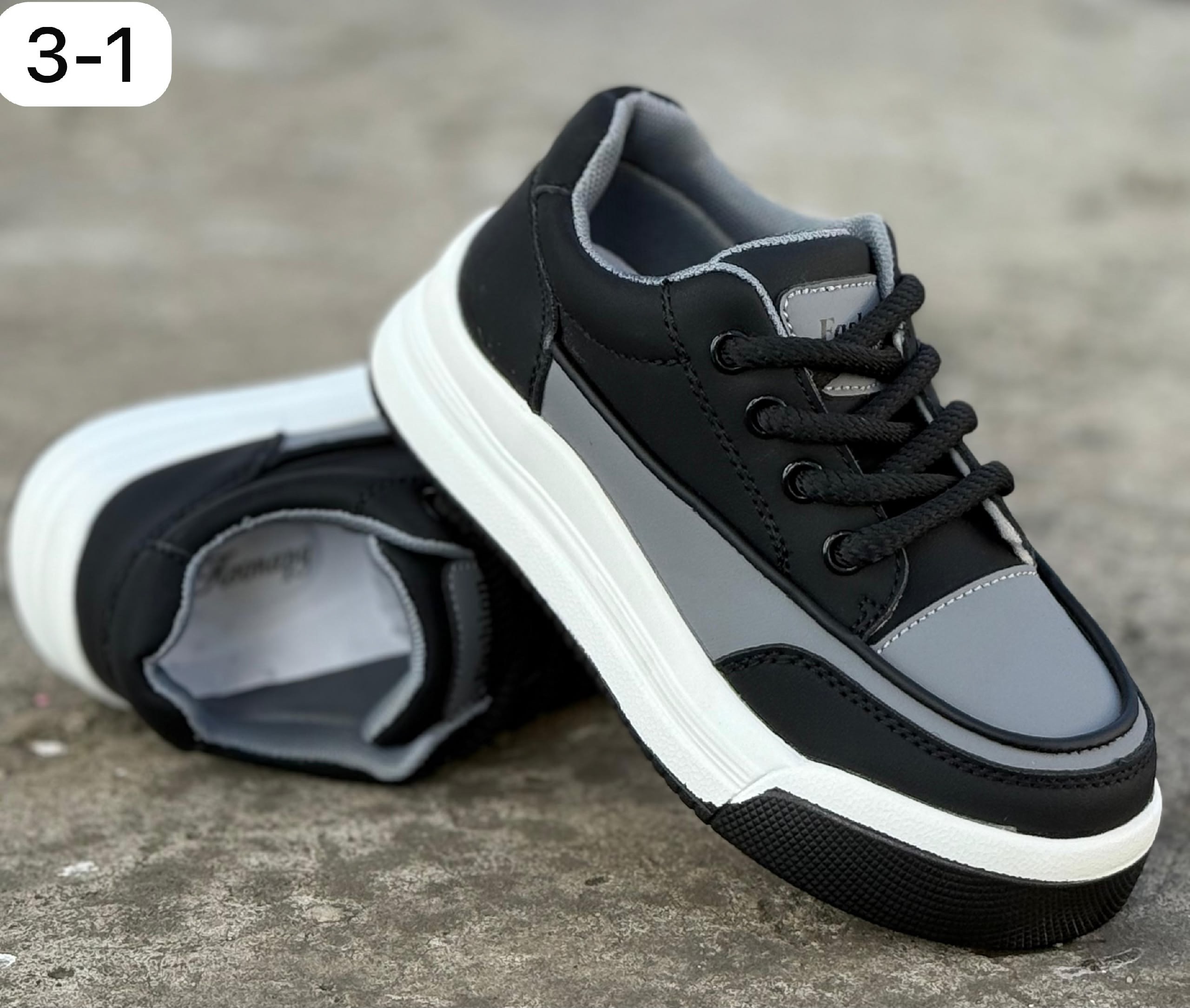 женские кроссовки,спортивная ,кроссовки мальчику,,повседневные кроссовки