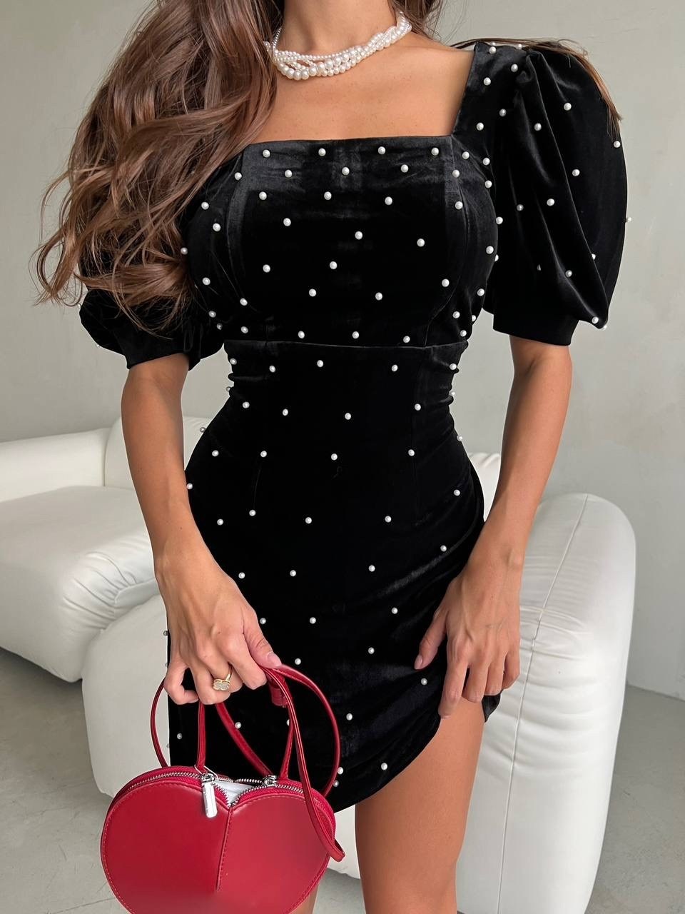 платья из бархата,платье с бусинами,платья бархат,велюровая платья,стильное платье