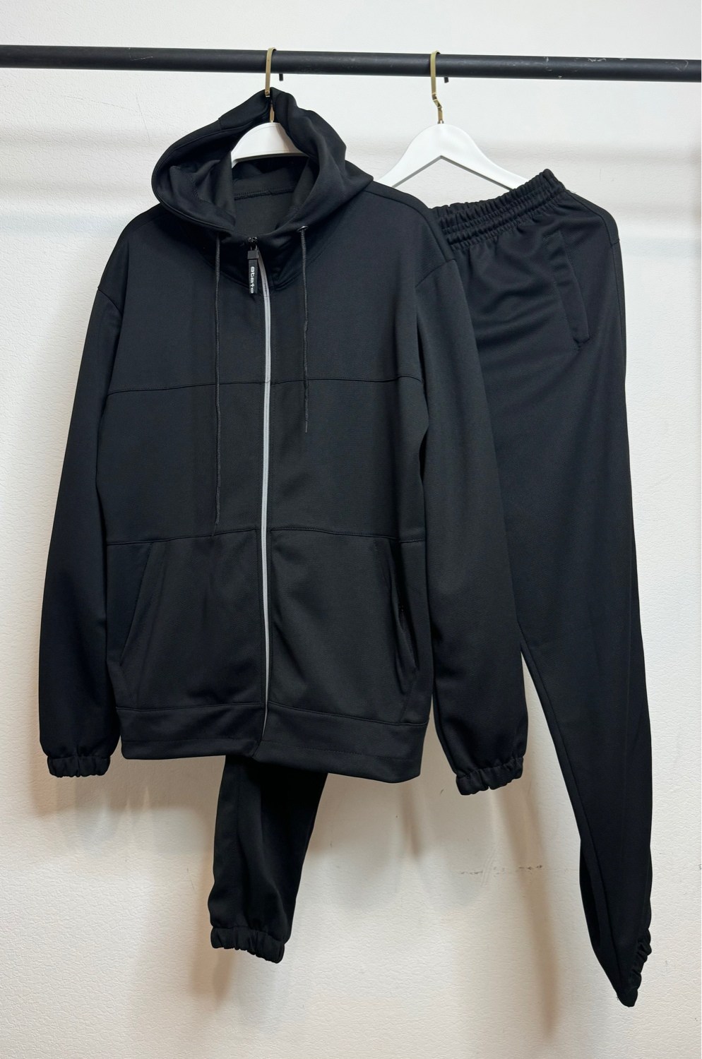 спортивные костюм,мужские спортивные костюмы,спортивный костюм однотонный,спорт костюм,спортивный костюм мужской спортивный костюм