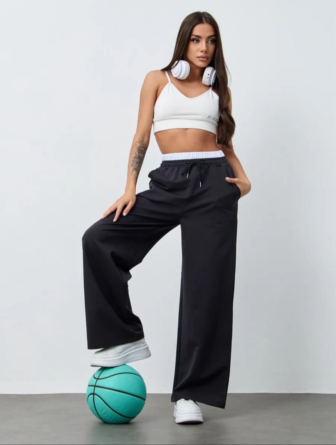 широкие брюки,брюки свободные,повседневные брюки,спортивные брюки,спортивные брюки палаццо