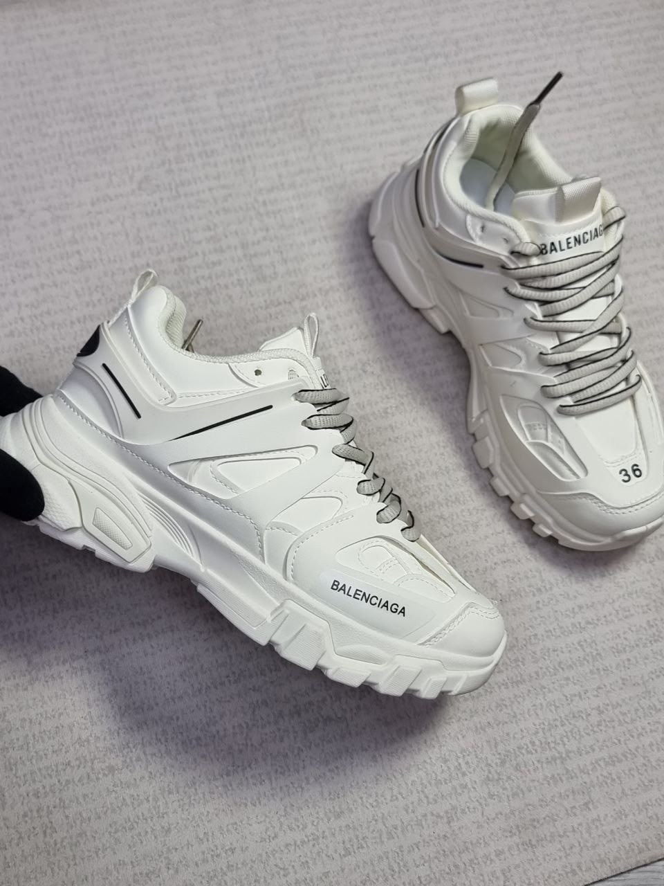 кроссовки женские balenciaga,баленсиага кроссовки трек розовые,женские кроссовки,розовые кроссовки,кроссовки баленсиага розовые