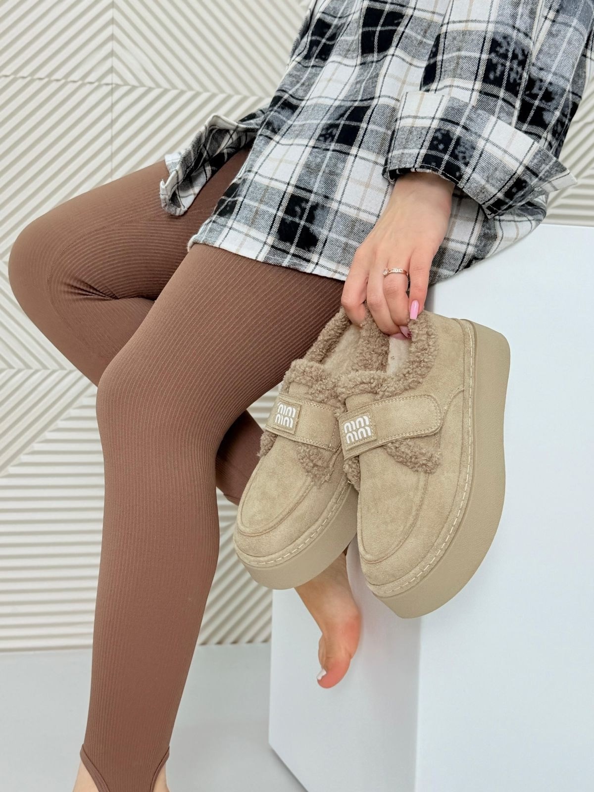 ,черные кеды на липучках женские,кроссовки женскиe,угги женские, женская