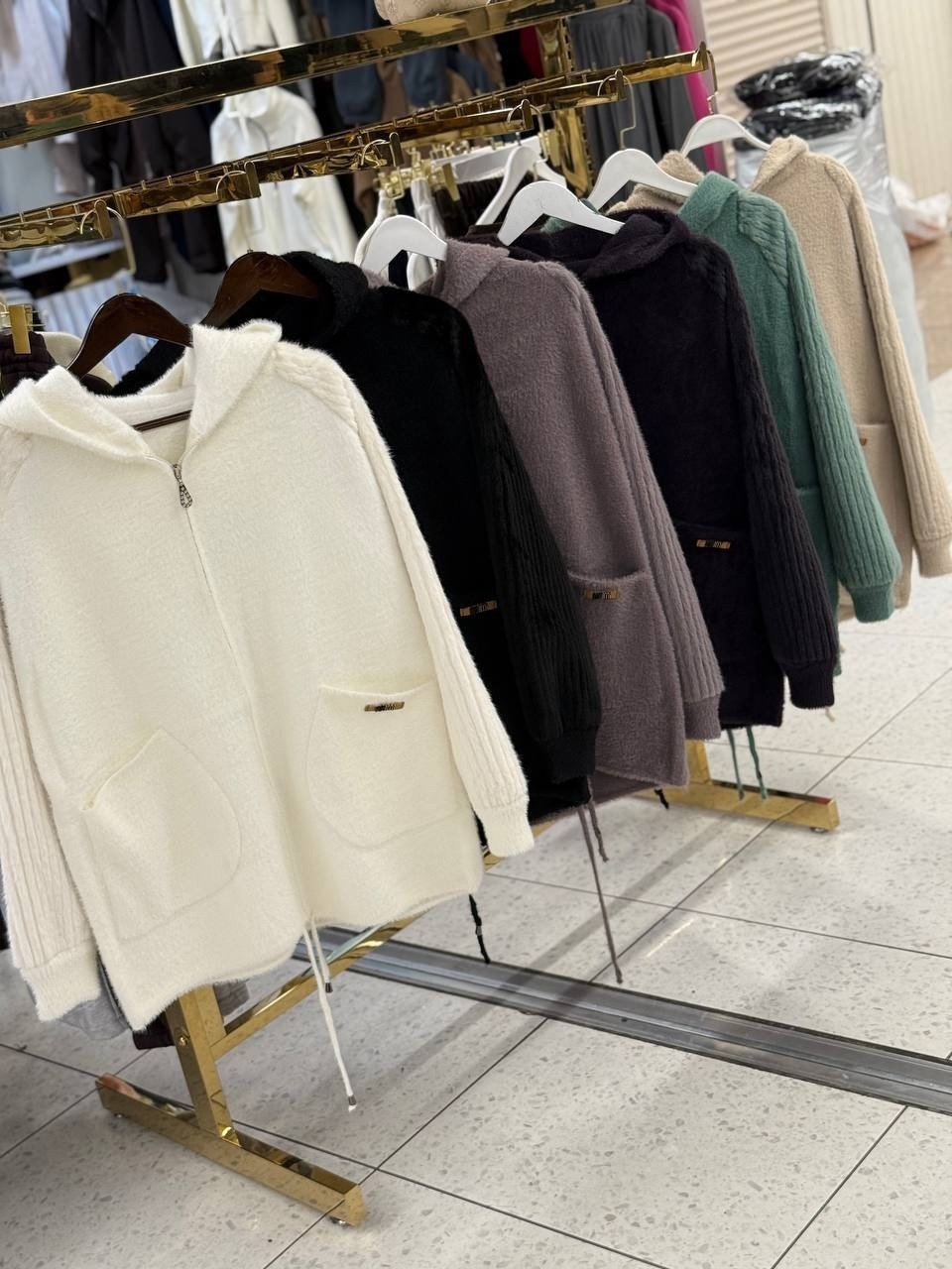 свитера с капюшоном,кардиган с капюшоном,толстовка с капюшоном,кардиган альпака,одежда толстовка