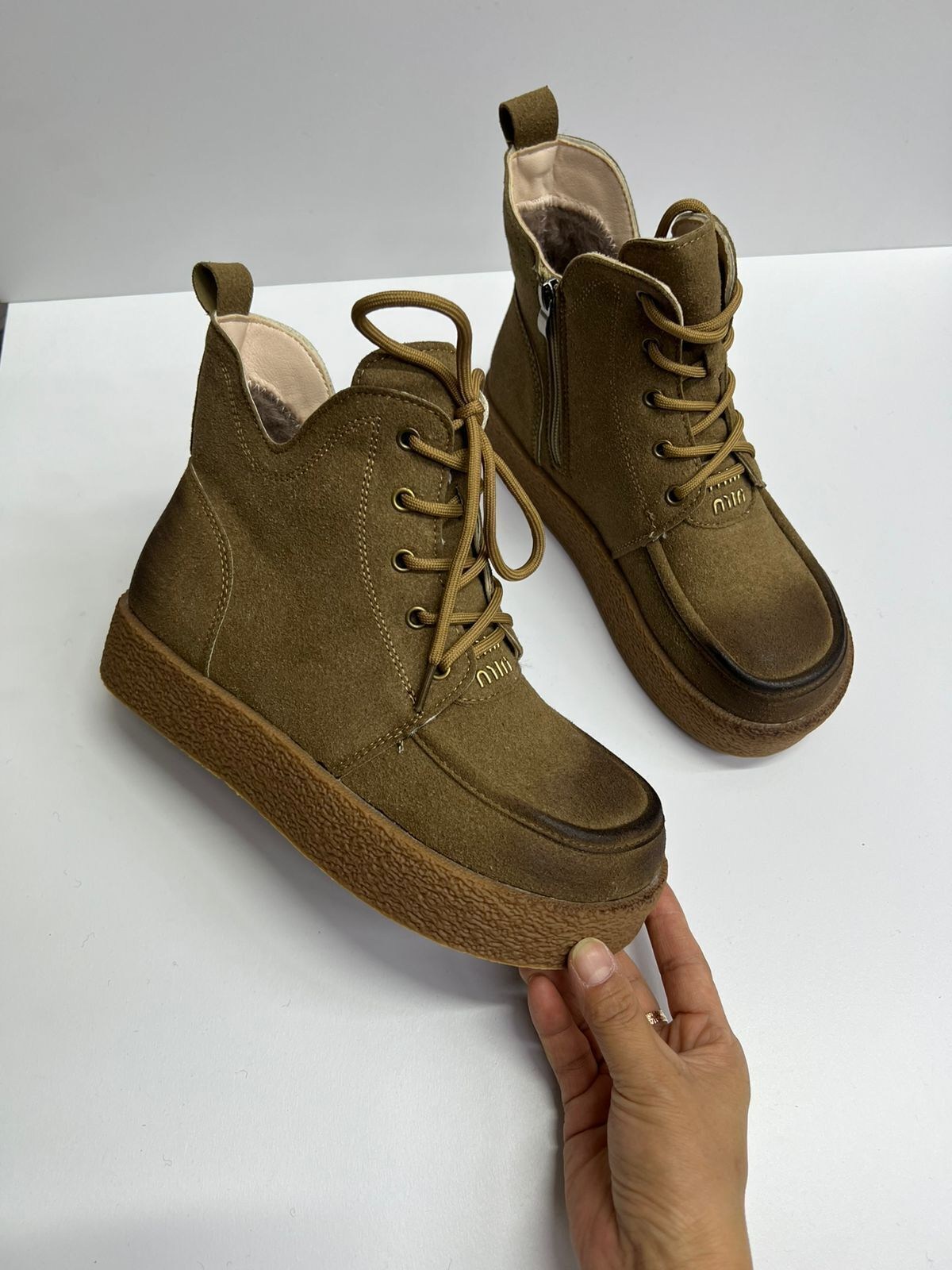 ,женские ботинки,ботинка,женская зимняя ,ботинки стильные