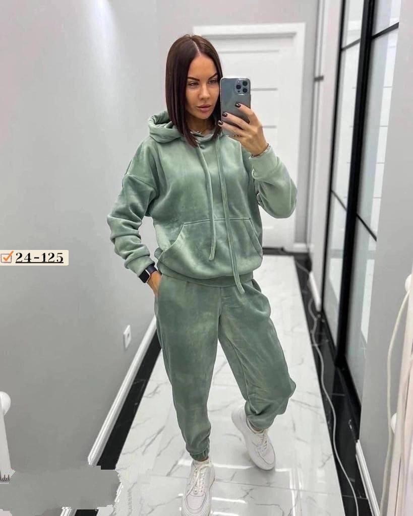 костюм спортивный велюровый,спортивные костюм,женские костюмы спортивные,велюровый спортивный костюм женски,cпортивный костюм женский из велюра