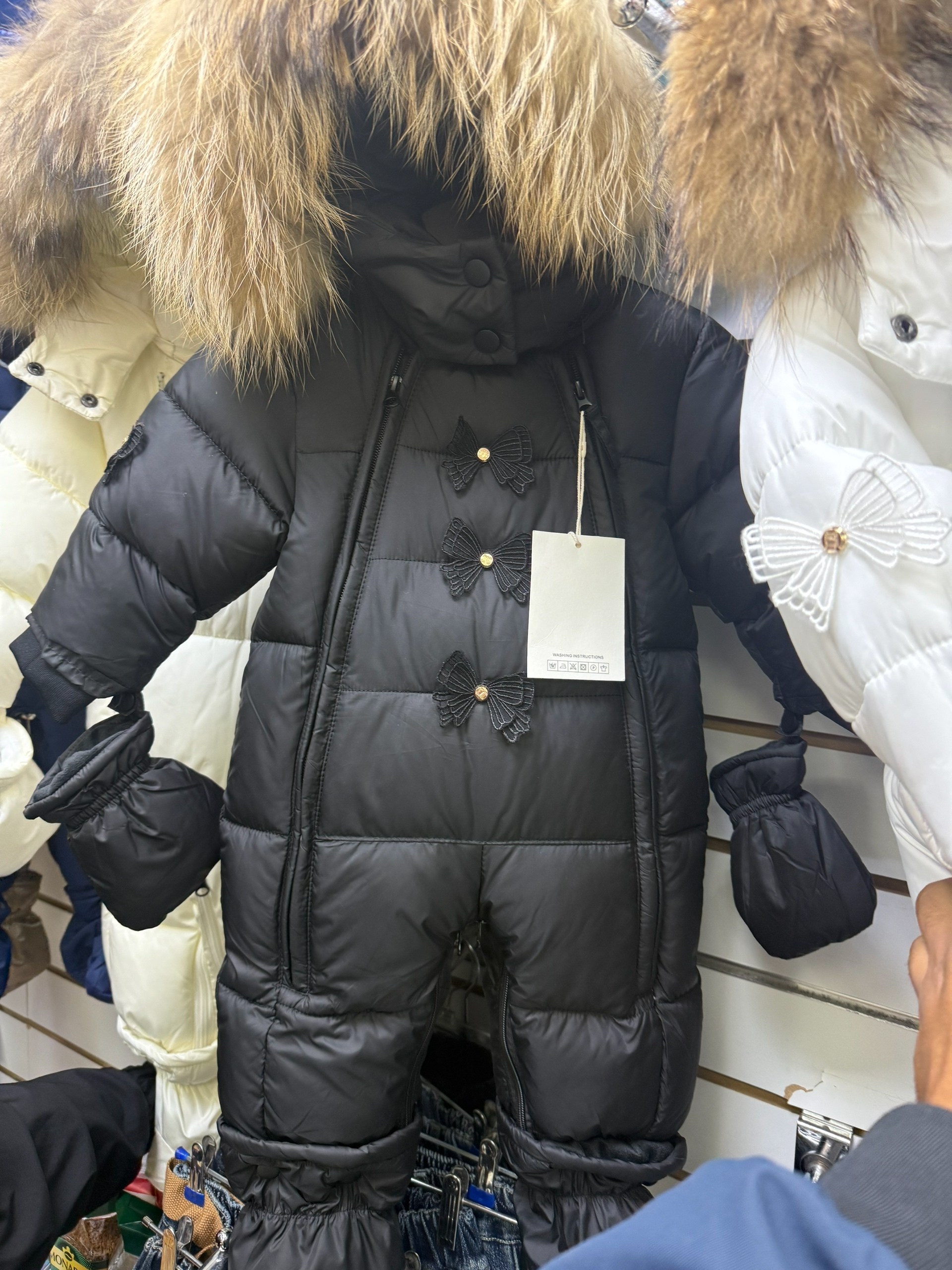 зимние куртки для девочек,зимние куртки,детский пуховик,детский зимний комбинезон,куртка зимняя детская