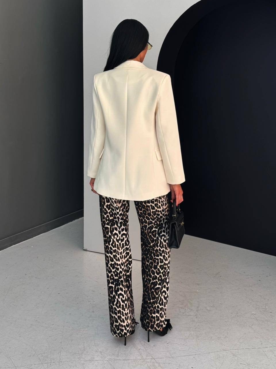 брюки широкие,модная одежда,брюки клеш,леопардовые брюки