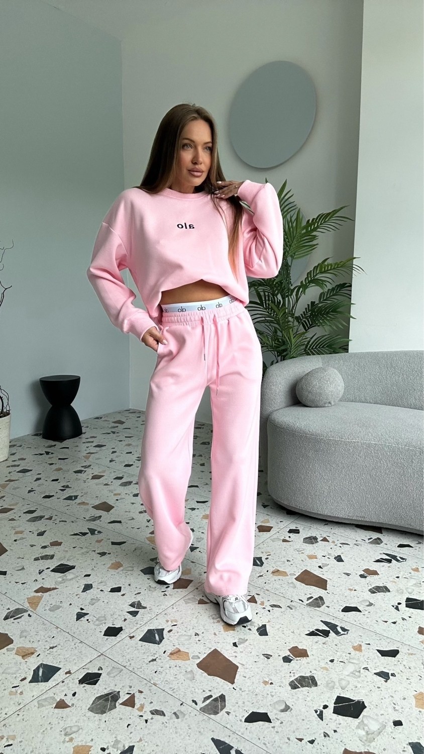 костюмы комплекты,костюмчик,костюмы трикотажные,костюмы спортивные женские,спортивные костюм