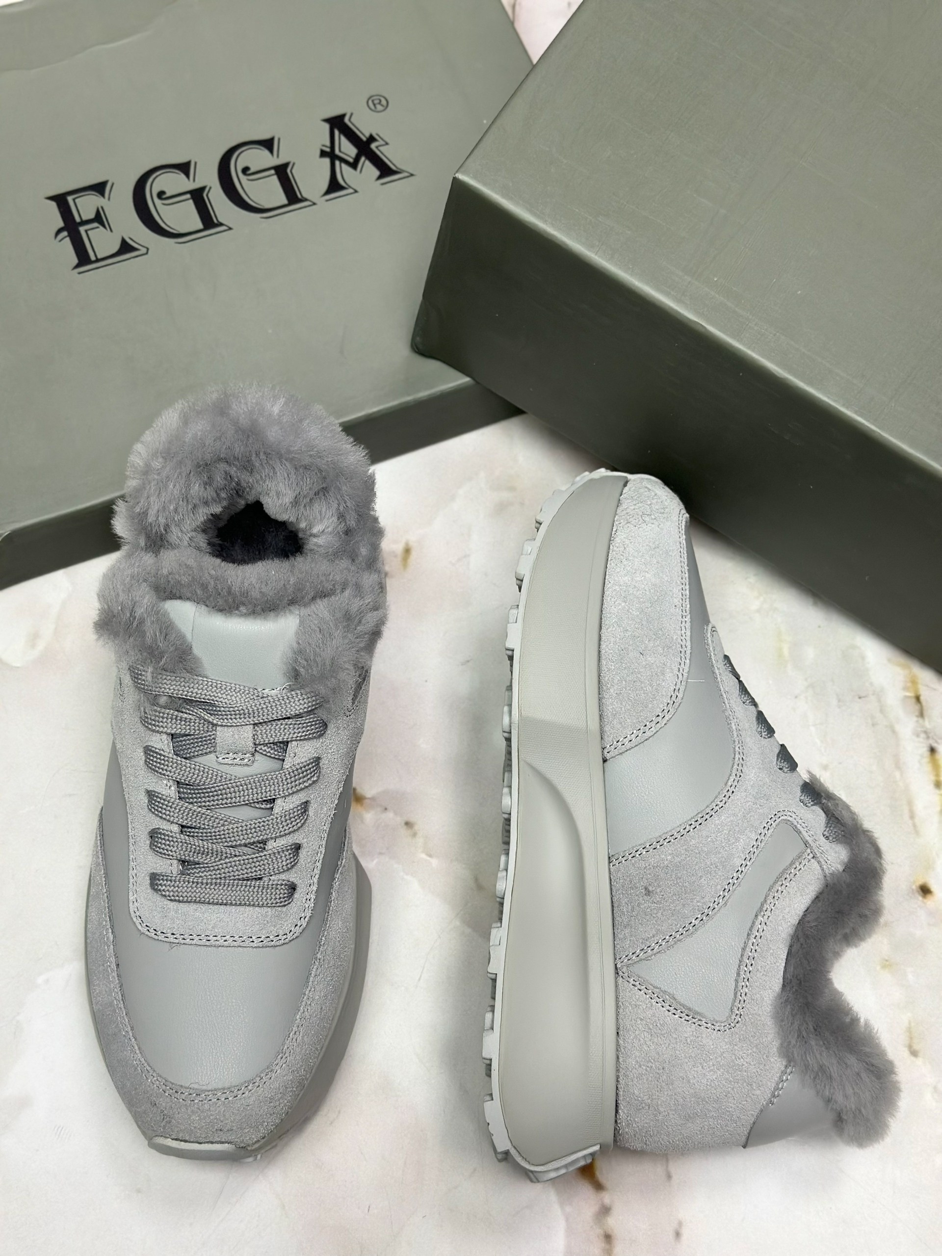 ,кроссовки женскиe,женские зимние кроссовки,зимние кроссовки,кроссовки для женщин