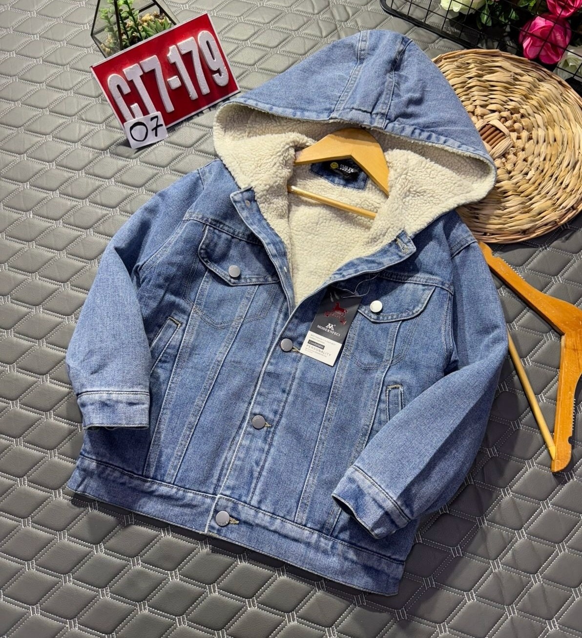 джинсовая куртка для мальчика,джинсовая куртка,джинсовая куртка с капюшоном,джинсовая куртка для девочек,демисезонная джинсовая куртка для мальчиков