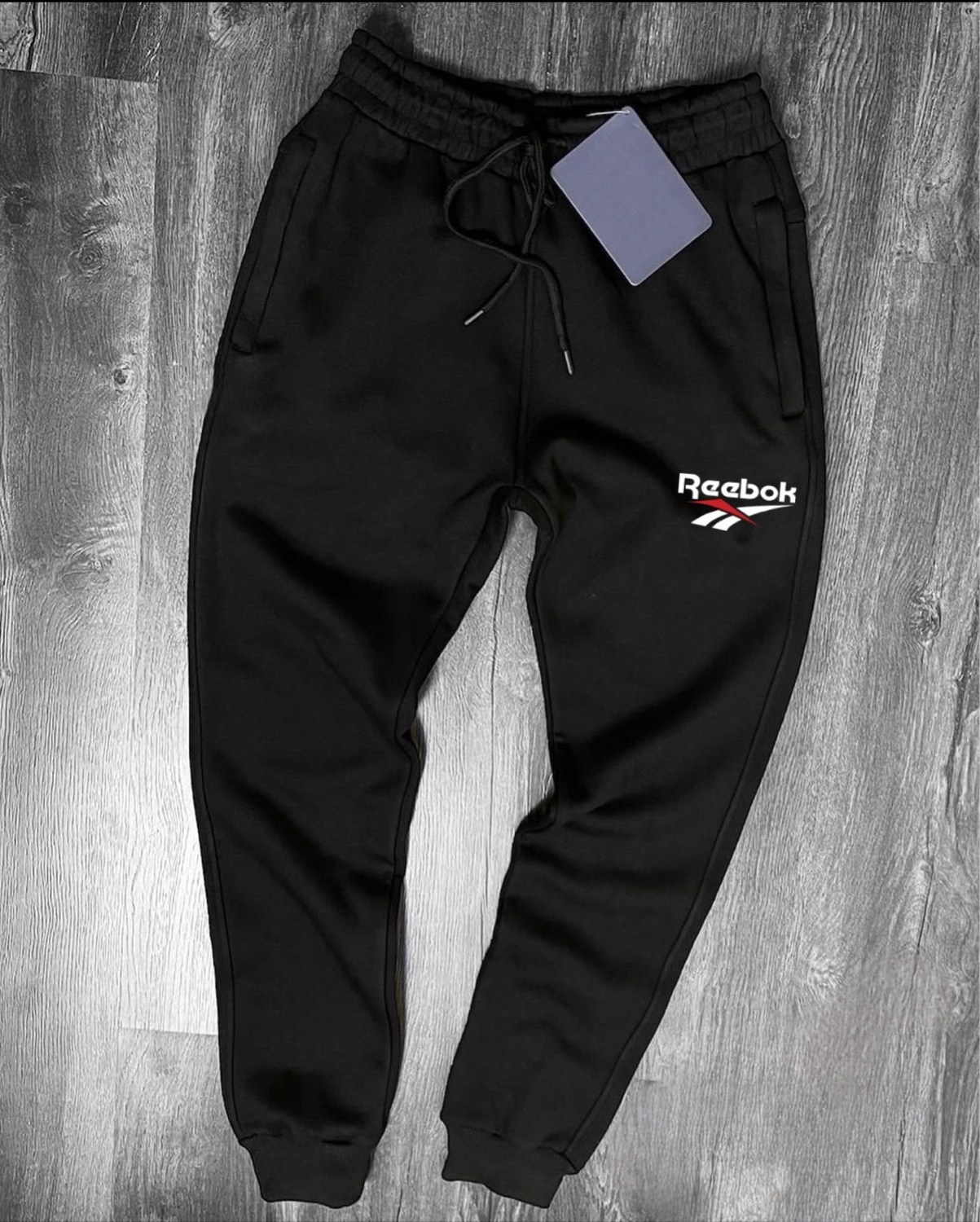 штаны спортивные мужские adidas,мужские спортивные брюки adidas,оригинальные мужские спортивные штаны adidas,брюки спортивные adidas,брюки мужские adidas