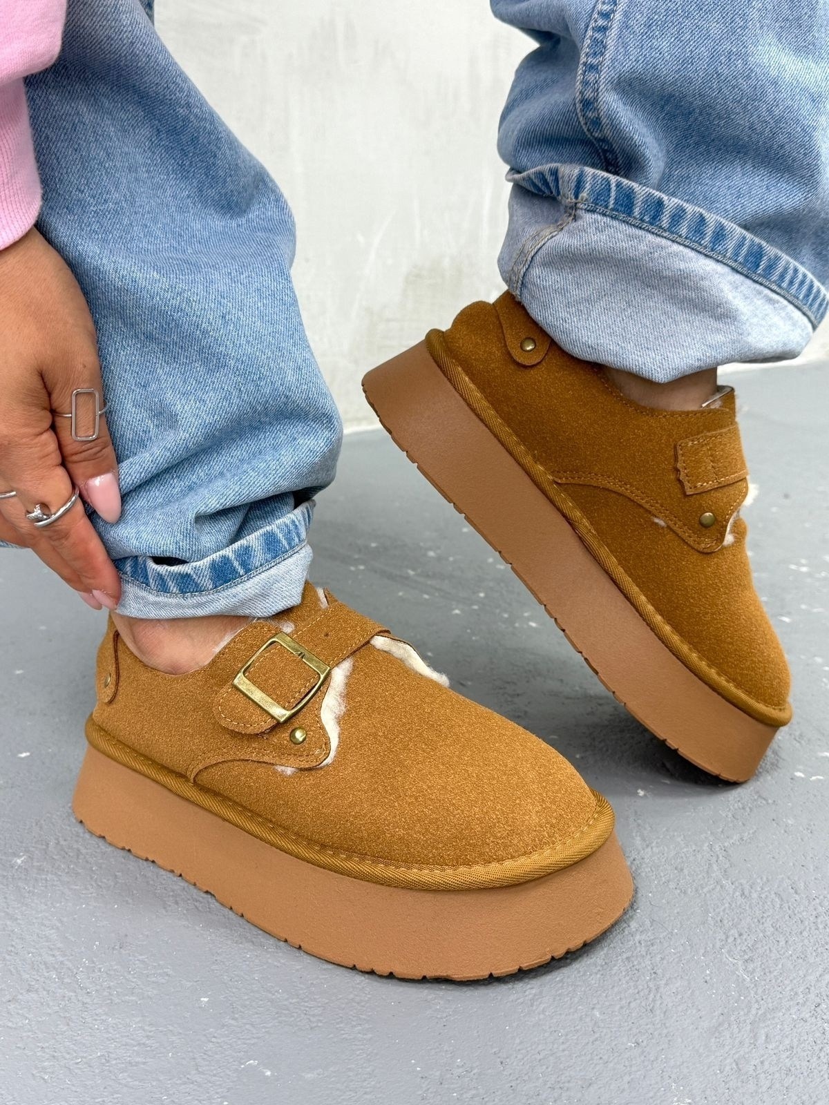 ,теплая ,женская зимняя , женская, на плоской подошве