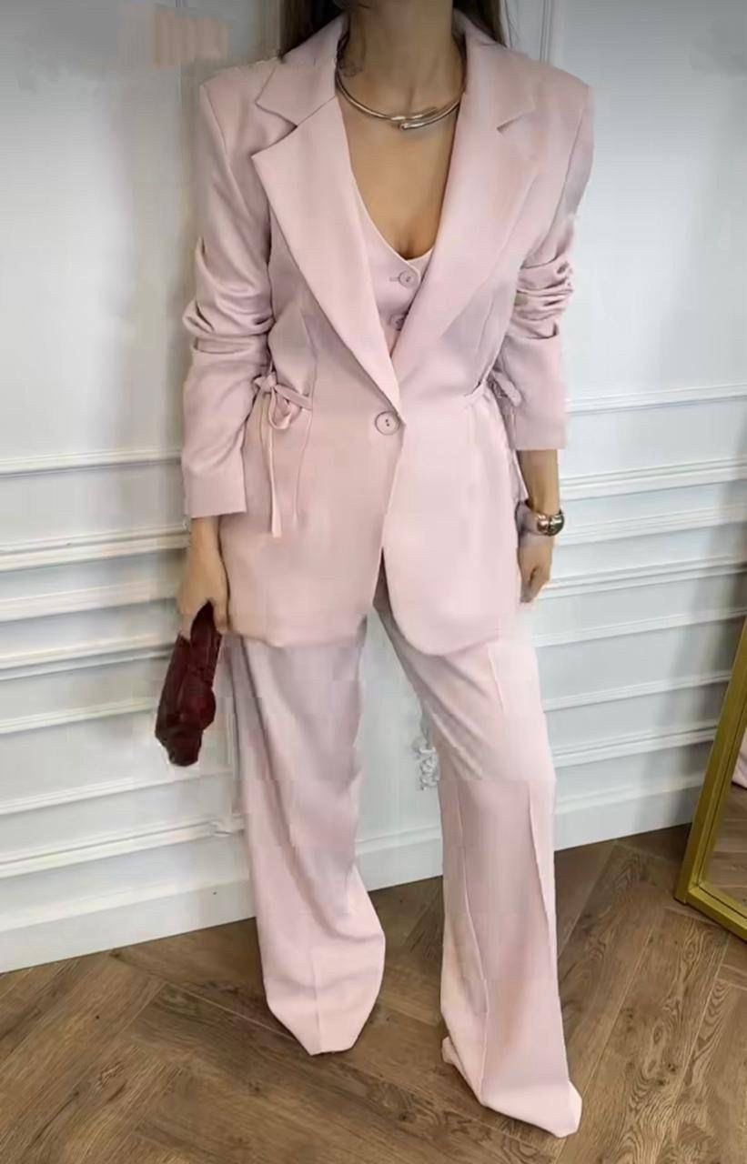 женский брючный костюм,костюмы для женщин,женские костюмы,элегантный брючный костюм,костюмы классические
