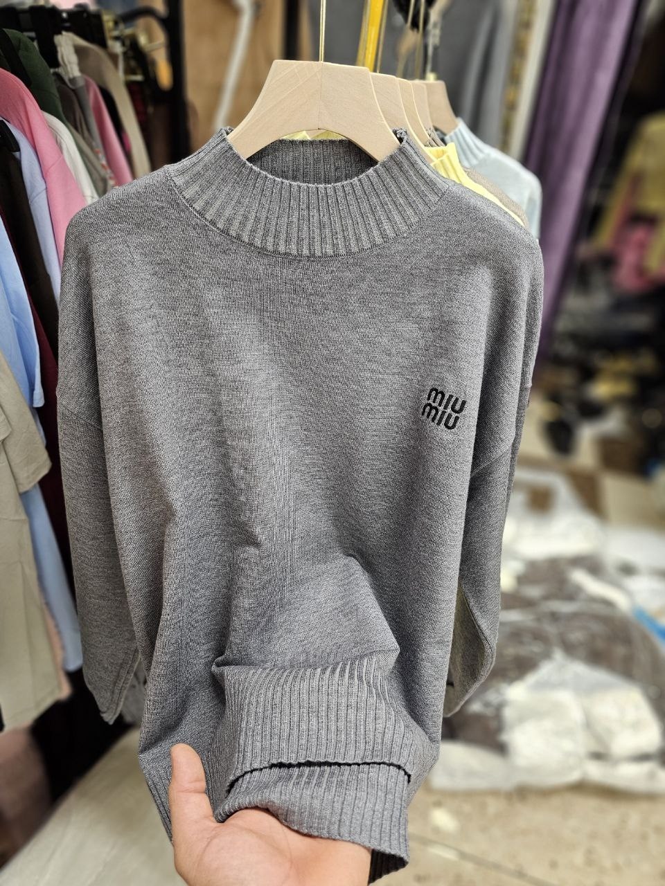 свитер,модный свитер,свитера женские,кофта теплая,вязаные свитера